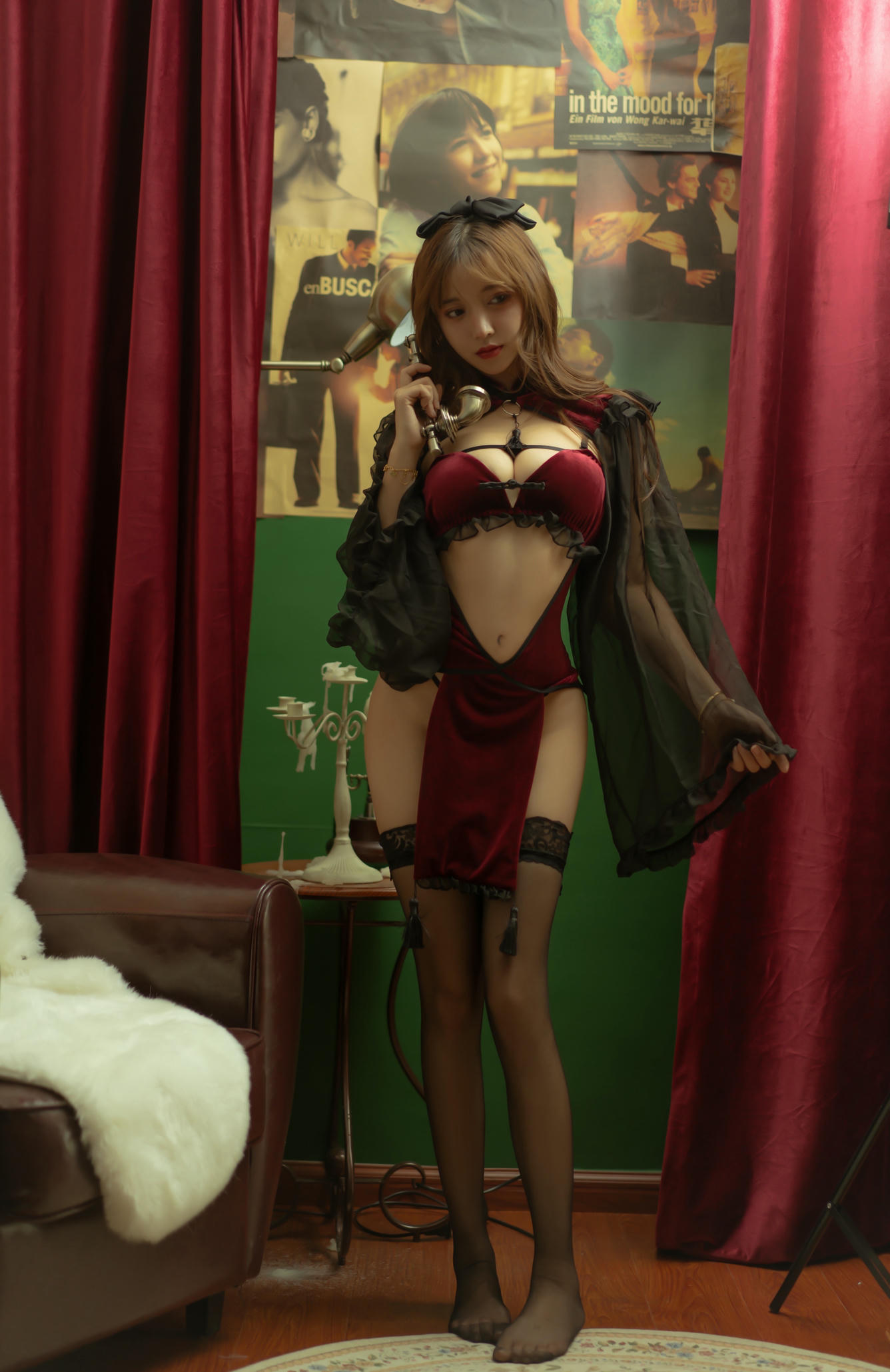 过期米线线喵 NO.100 红丝绒旗袍 [53P-86MB]_第1集
