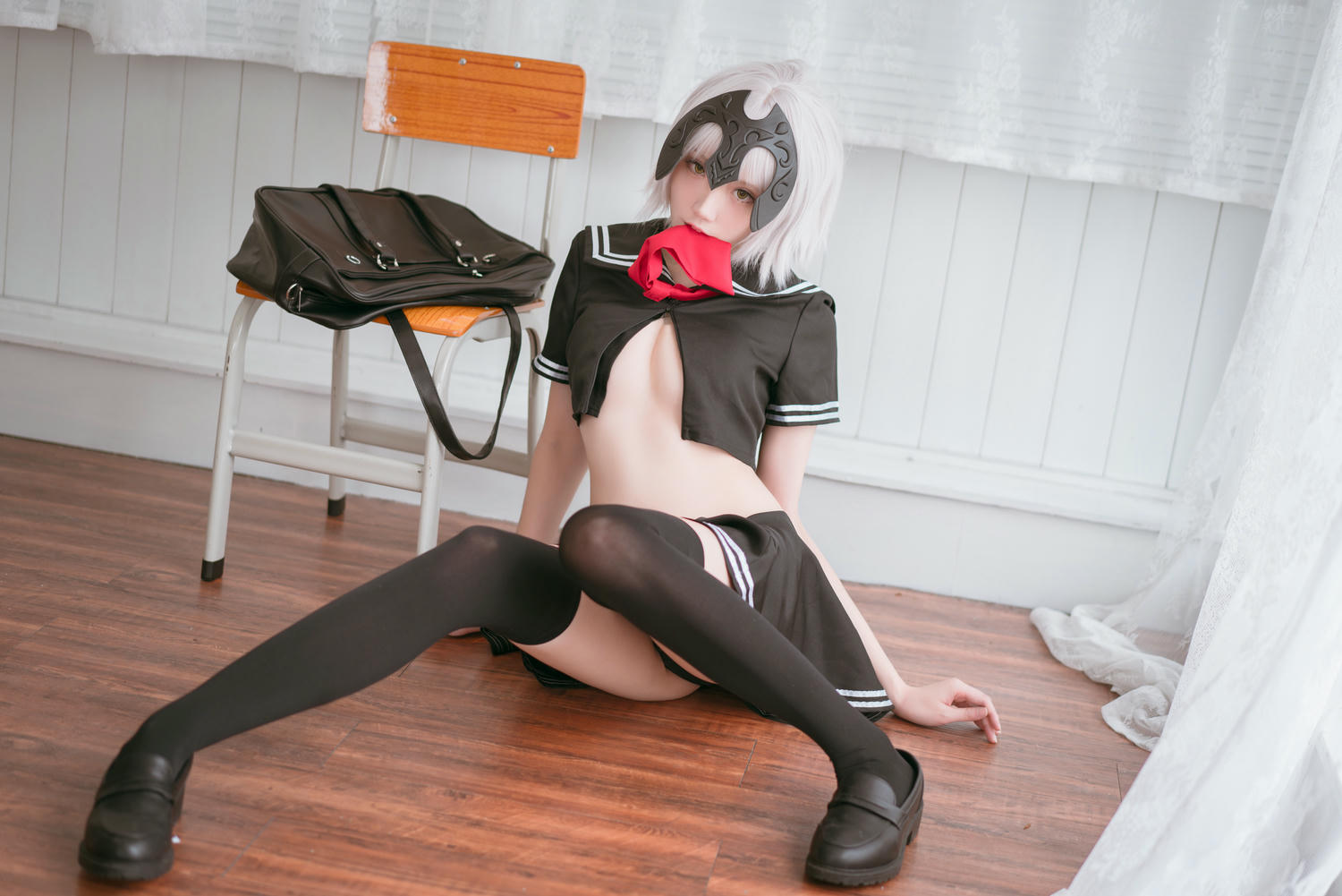 瓜希酱 NO.023 黑贞德 校服_第1集