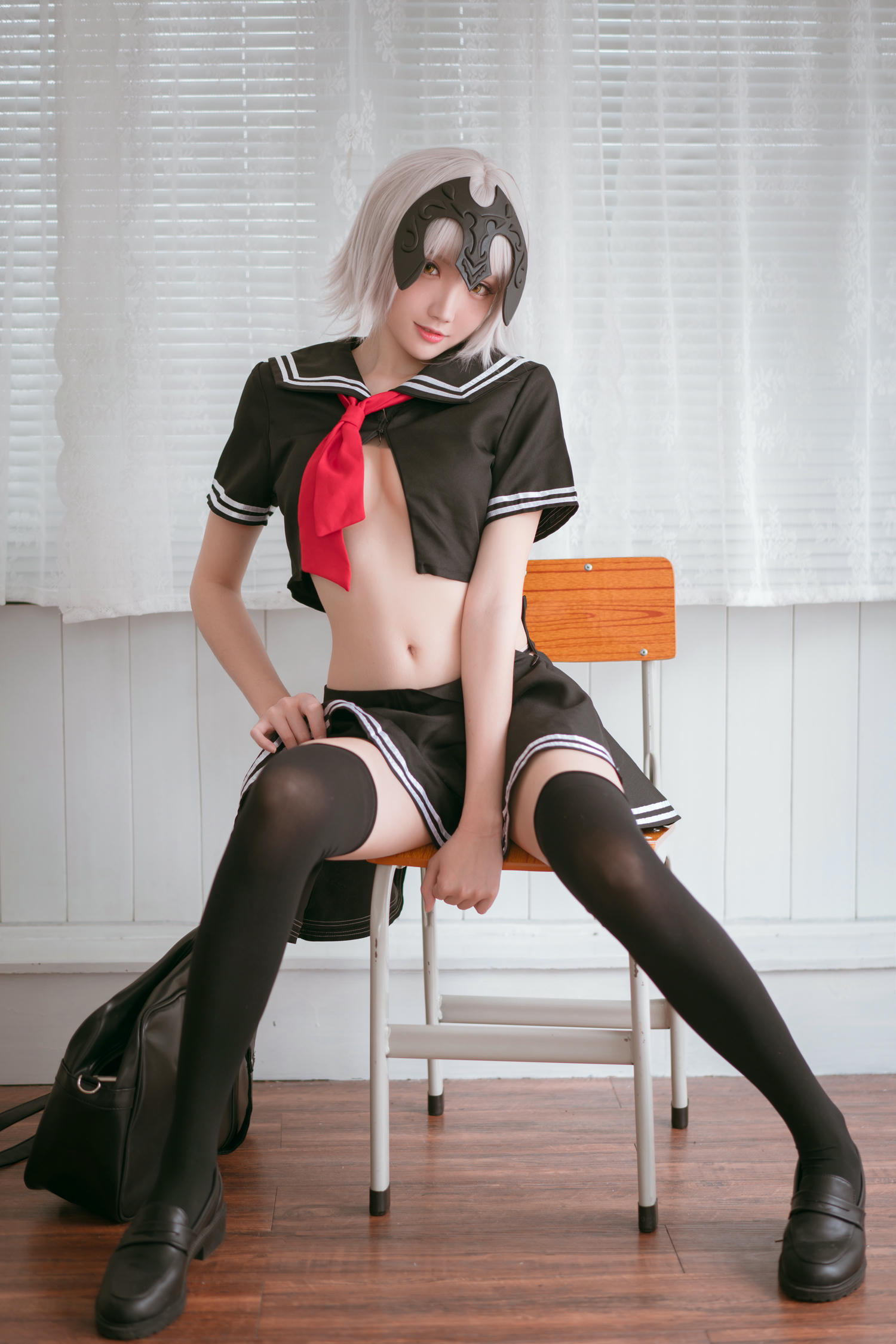 瓜希酱 NO.023 黑贞德 校服_第1集