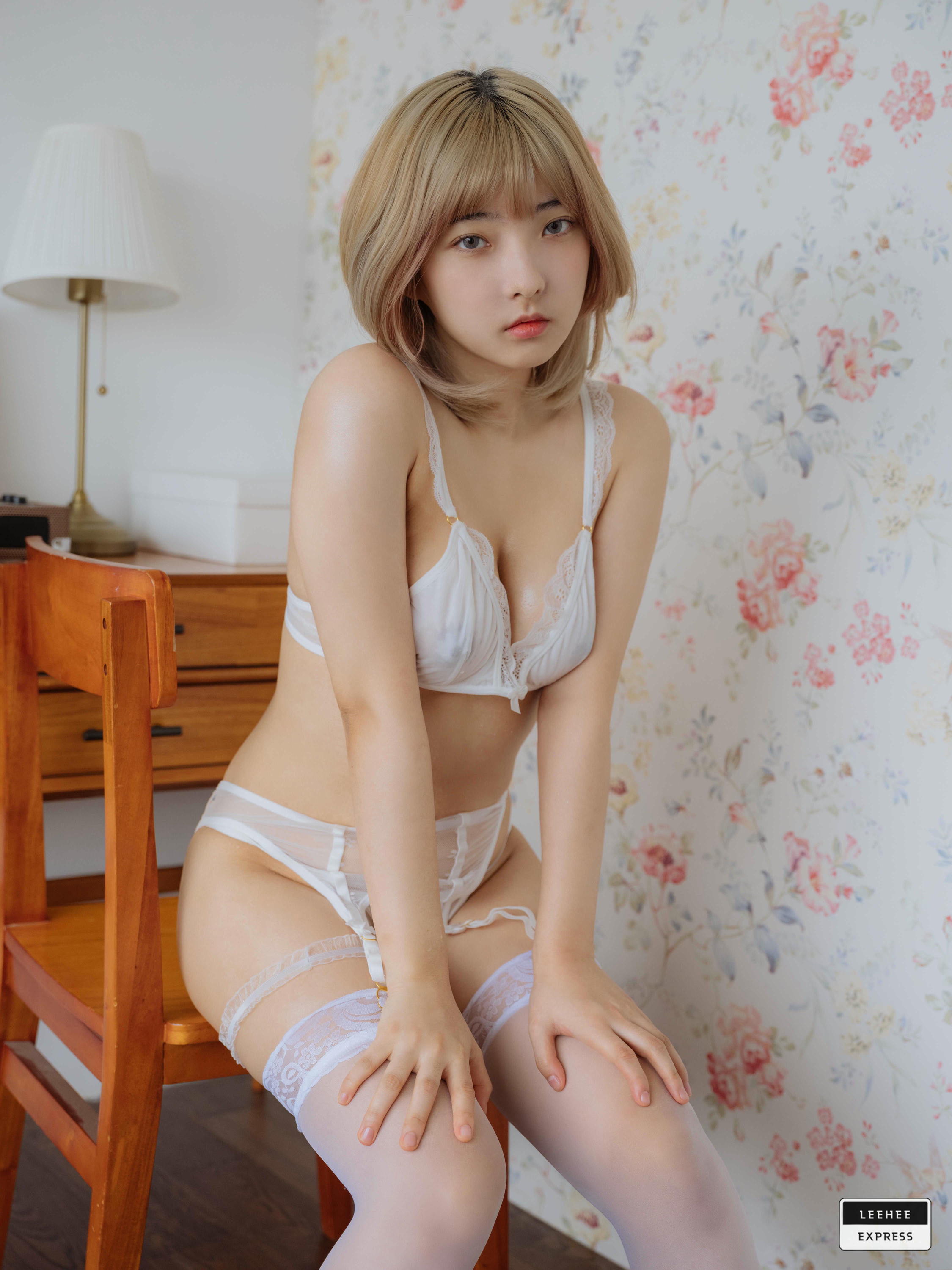 韩国套图-Hansom (한솜) NO.014 LEEHEE EXPRESS LEHC-159 Hansom (한솜) [73P 235MB]_第1集
