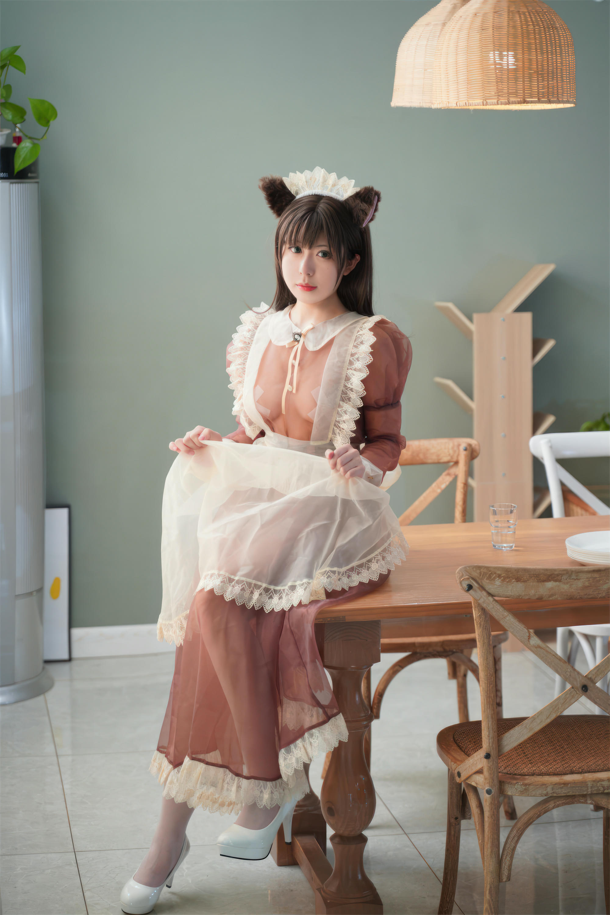 虎森森 NO.042 棕色透明女仆[35P-229.2M]_第1集
