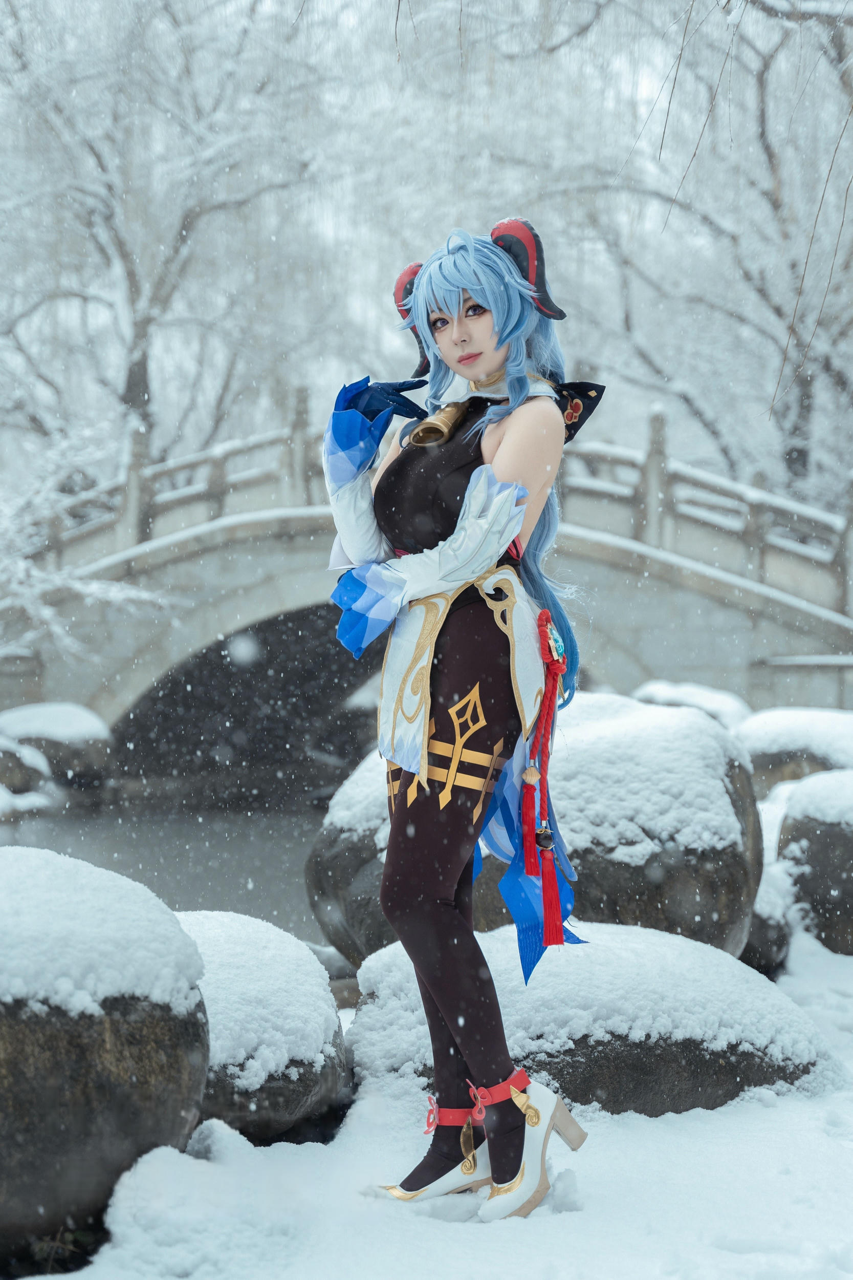 虎森森 NO.046 原神 甘雨 雪景[42P 298.2M]_第2集