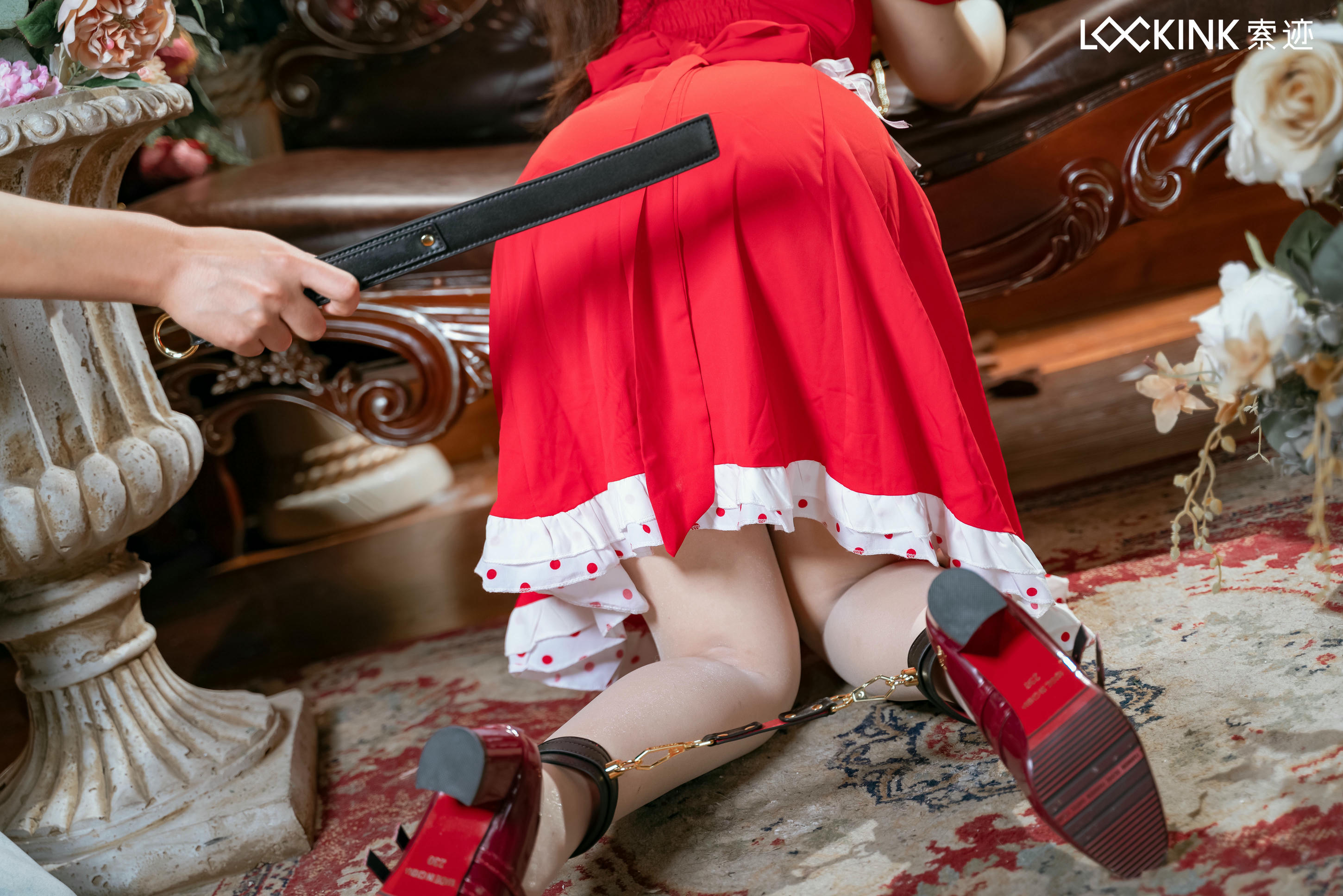 虎森森 NO.003 炽囚 [31P-68MB]_第1集