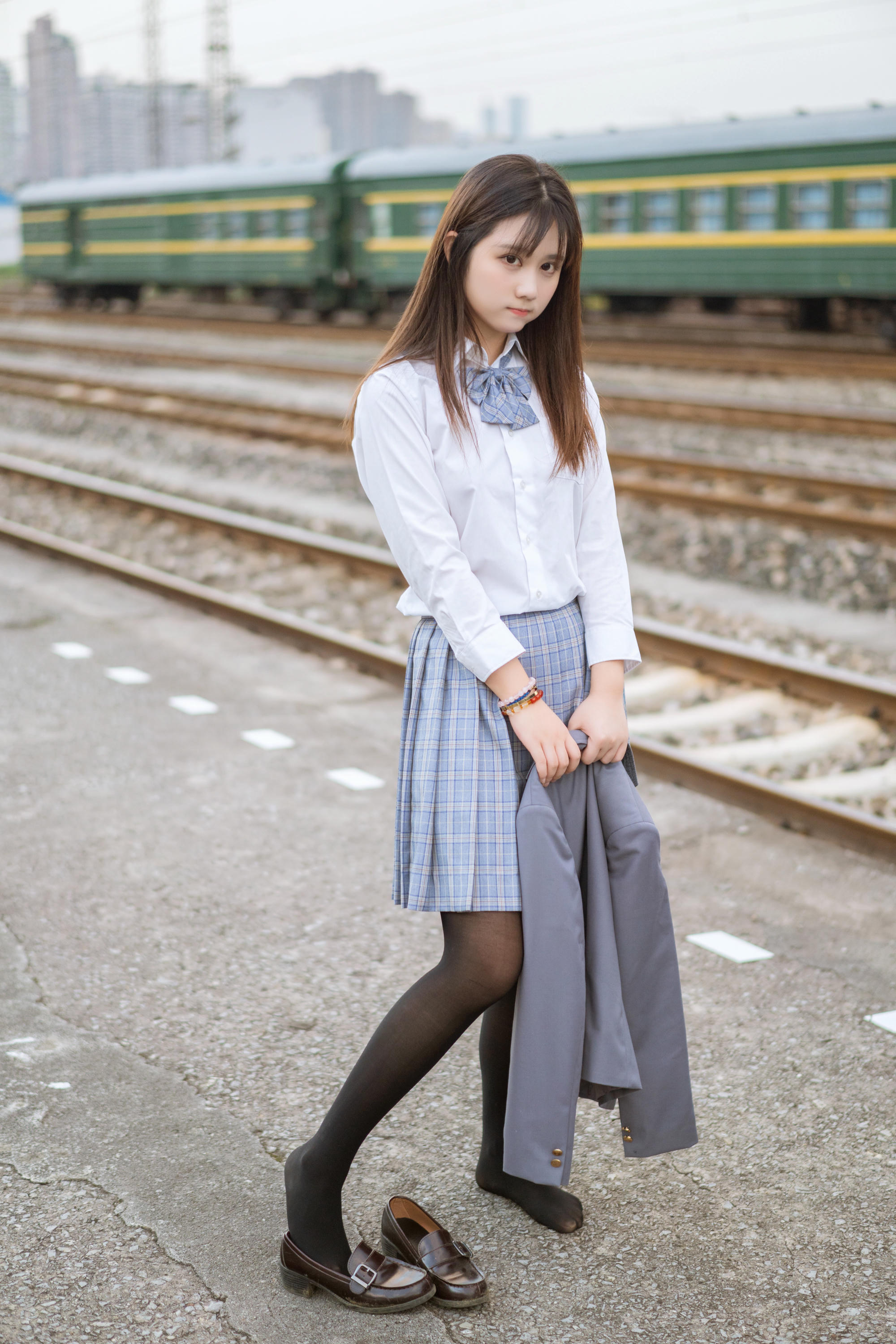 镜酱 NO.013 私奔之制服 [30P-375MB]_第2集