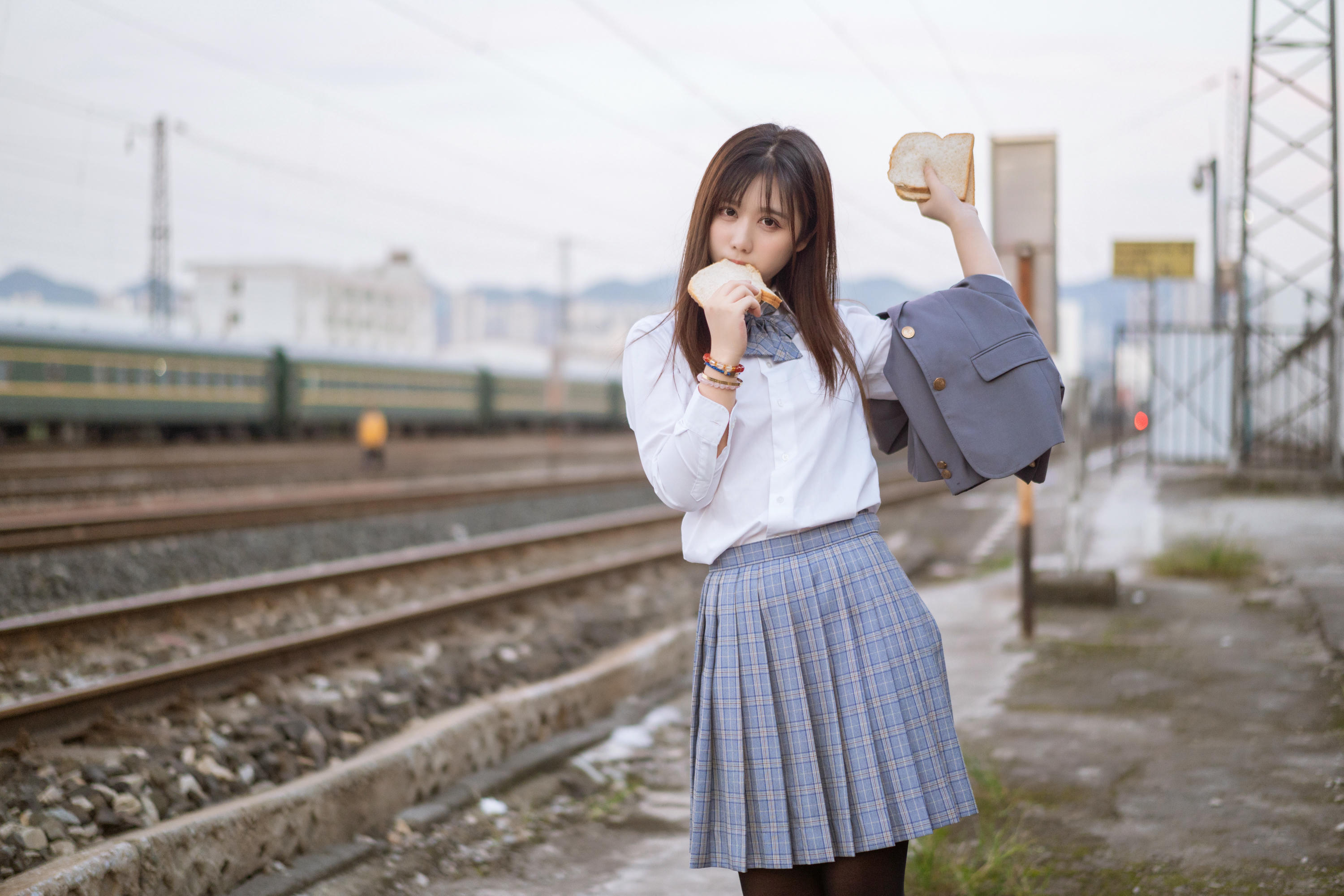 镜酱 NO.013 私奔之制服 [30P-375MB]_第2集