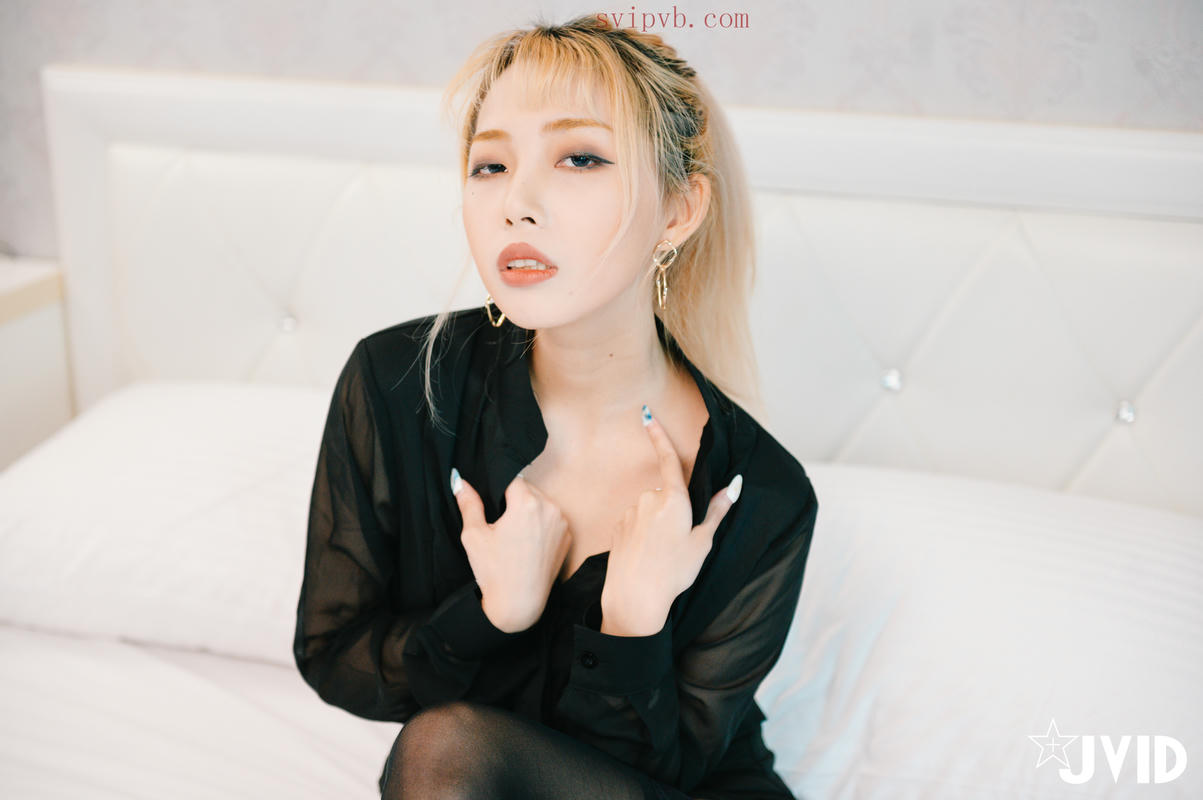 JVID - 顶级剧情 极品黑丝粉嫩女秘书Stacy醉酒之后 老板…… 104P1V_第1集
