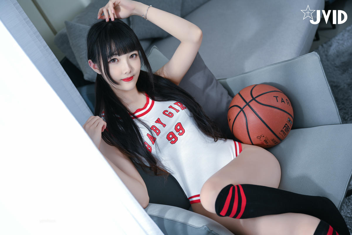 JVID NO.1025 敏綺Miki 新到職女球經 [98P 216.76 MB]_第5集