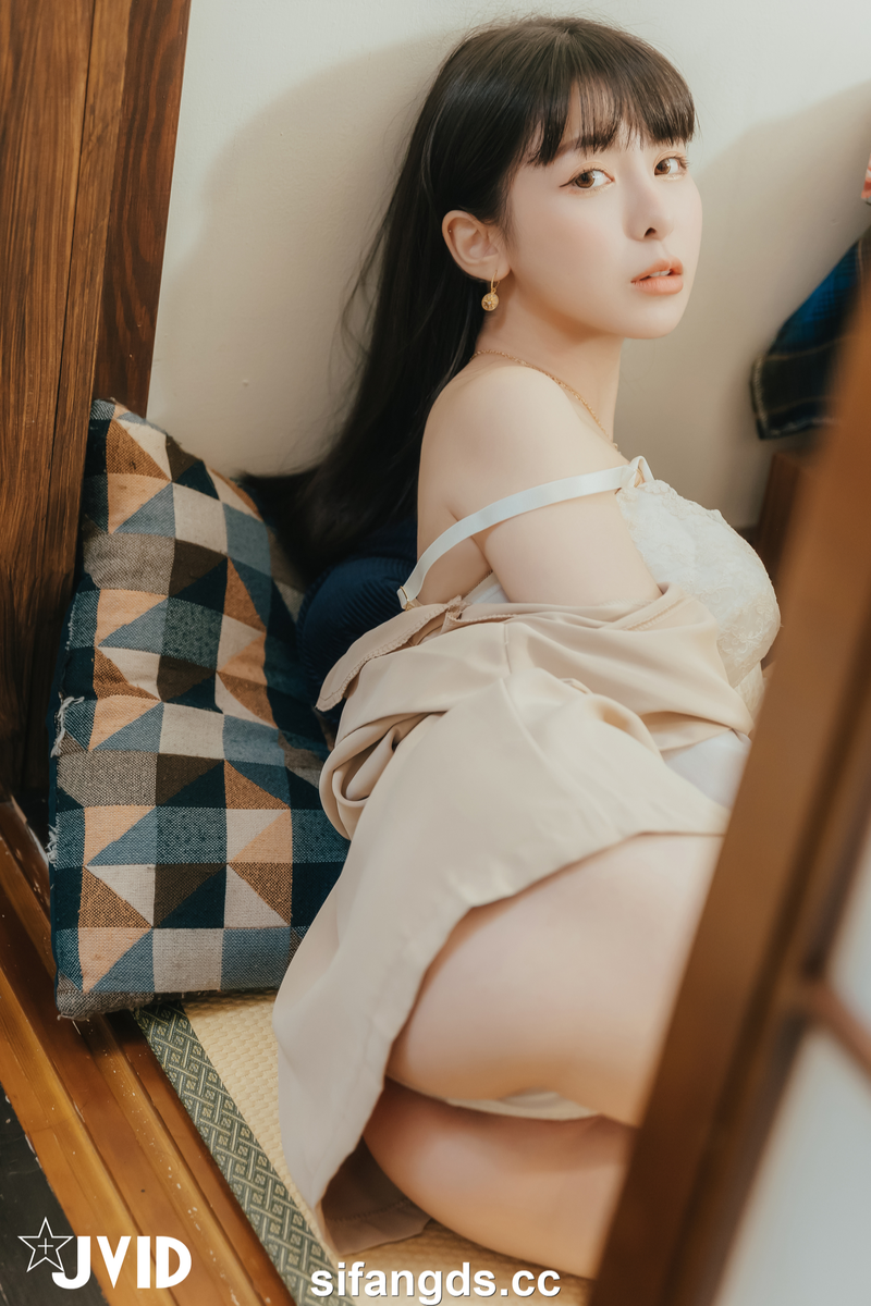 JVID NO.1032 月台尼Tiny 交友 [94P 436.69 MB]_第4集