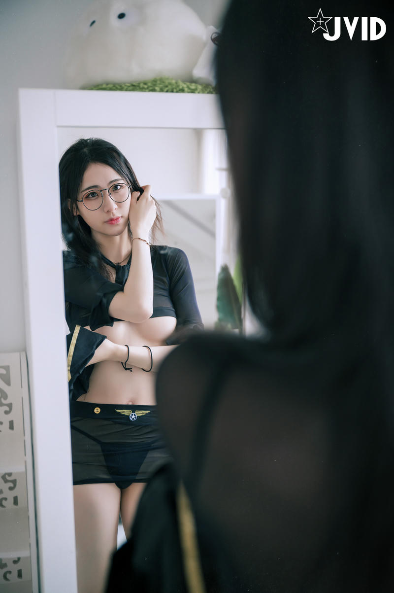 JVID - 8.99+4.99 阿黎性感暗黑空姐，極透明空姐服令人血脈噴張 186P1V_第2集