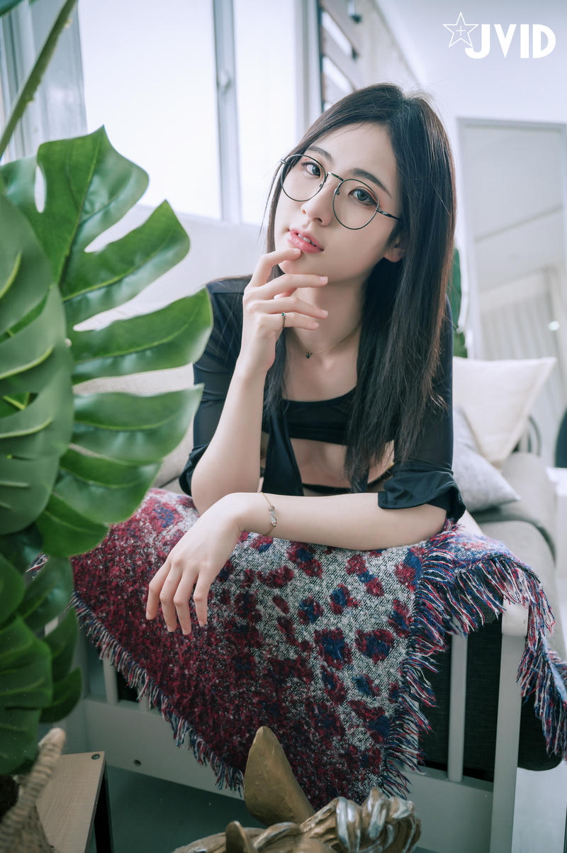 JVID - 8.99+4.99 阿黎性感暗黑空姐，極透明空姐服令人血脈噴張 186P1V_第3集