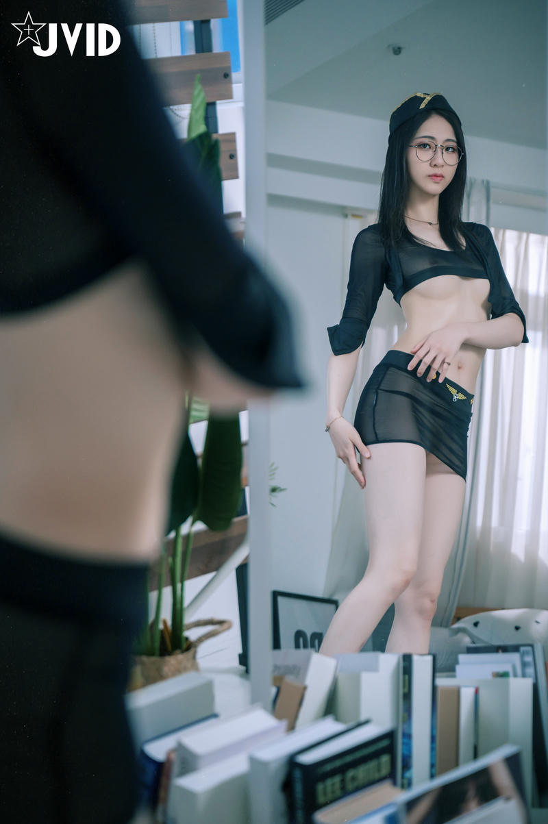 JVID - 8.99+4.99 阿黎性感暗黑空姐，極透明空姐服令人血脈噴張 186P1V_第4集