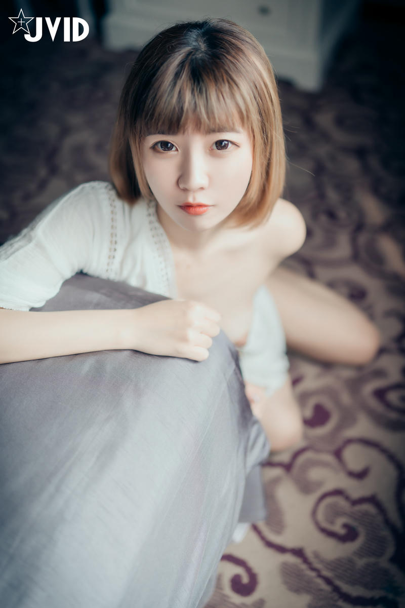 JVID NO.1042 果寶寶 房間 [130P 83MB]_第1集