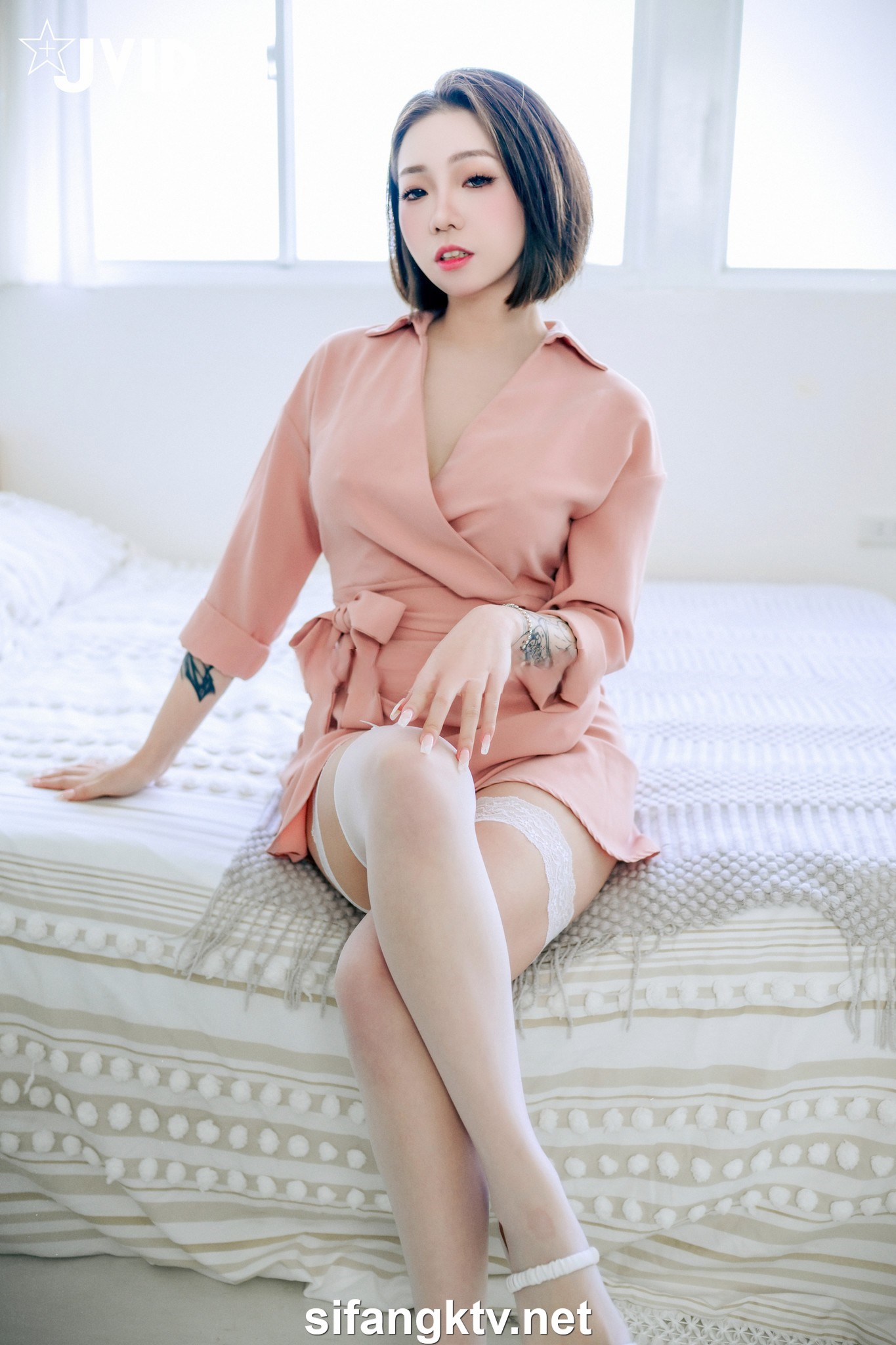 JVID NO.1044 婕咪 Juice & 雅捷 時間停止 [213P3V 1GB]_第1集