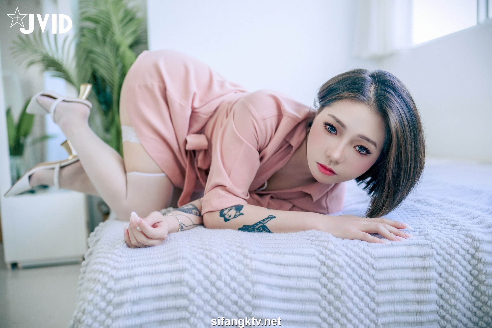 JVID NO.1044 婕咪 Juice & 雅捷 時間停止 [213P3V 1GB]_第2集