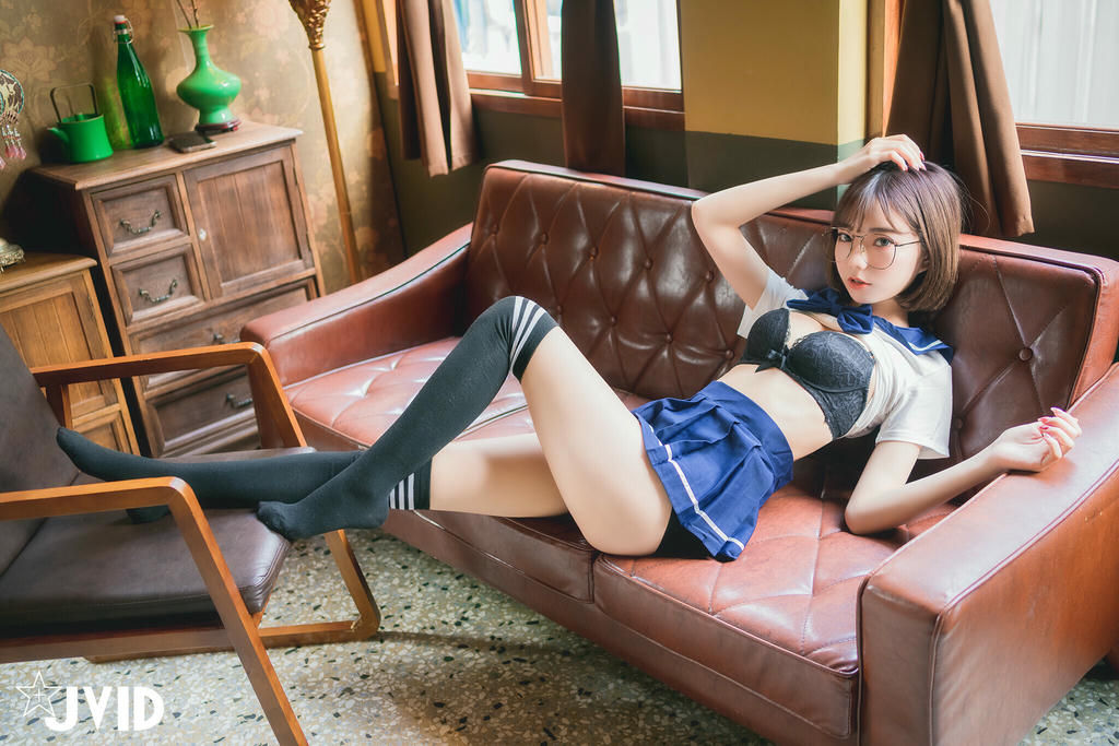 JVID NO.1051 高校生啾啾 [128P1V 168MB]_第3集