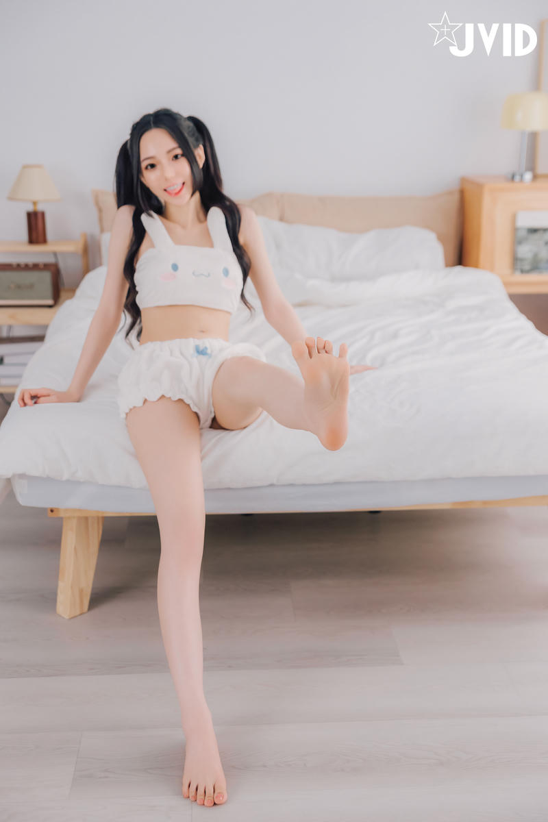 JVID NO.1056 胎尼 & 啾啾 啾啾親自開箱 [163P1V 582MB]_第2集