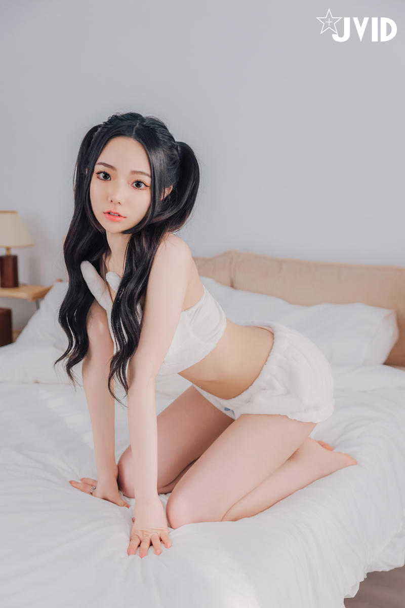 JVID NO.1056 胎尼 & 啾啾 啾啾親自開箱 [163P1V 582MB]_第3集
