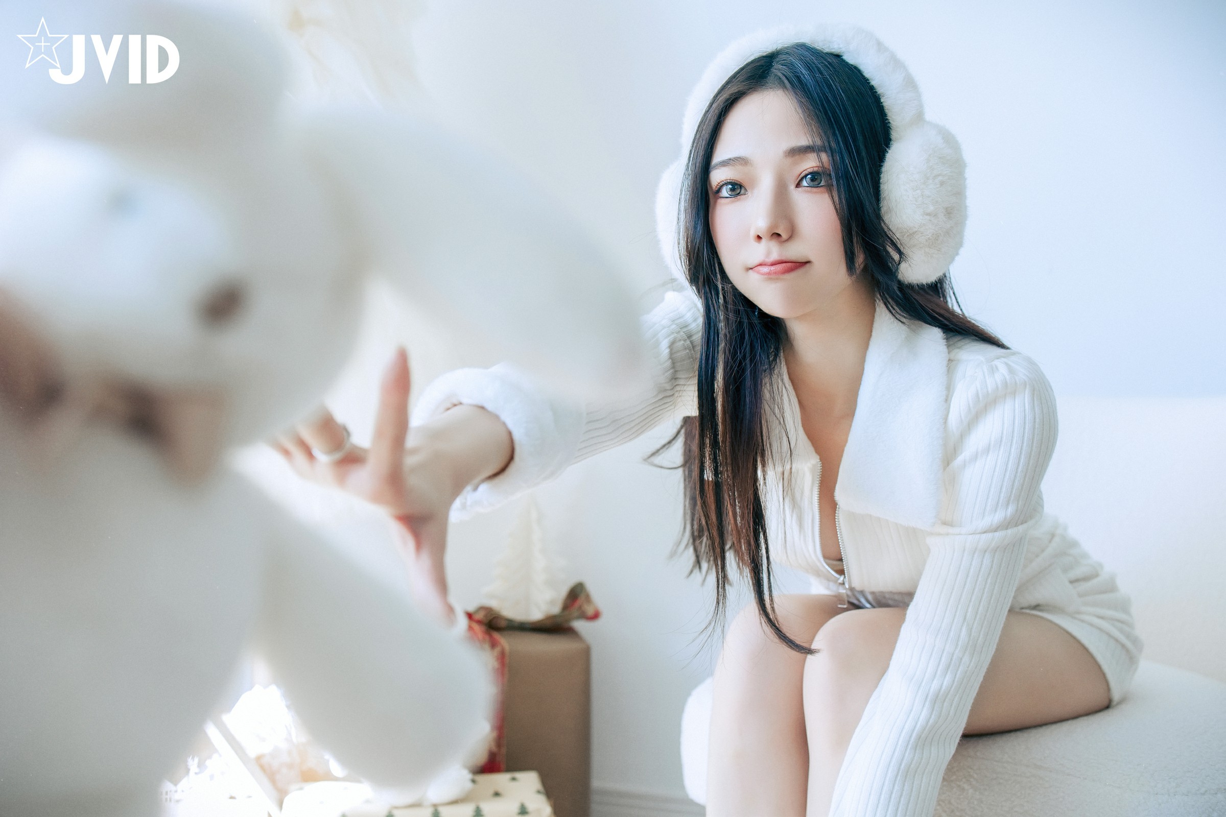 JVID NO.1059 啾啾 純白性感 [194P2V 417MB]_第6集