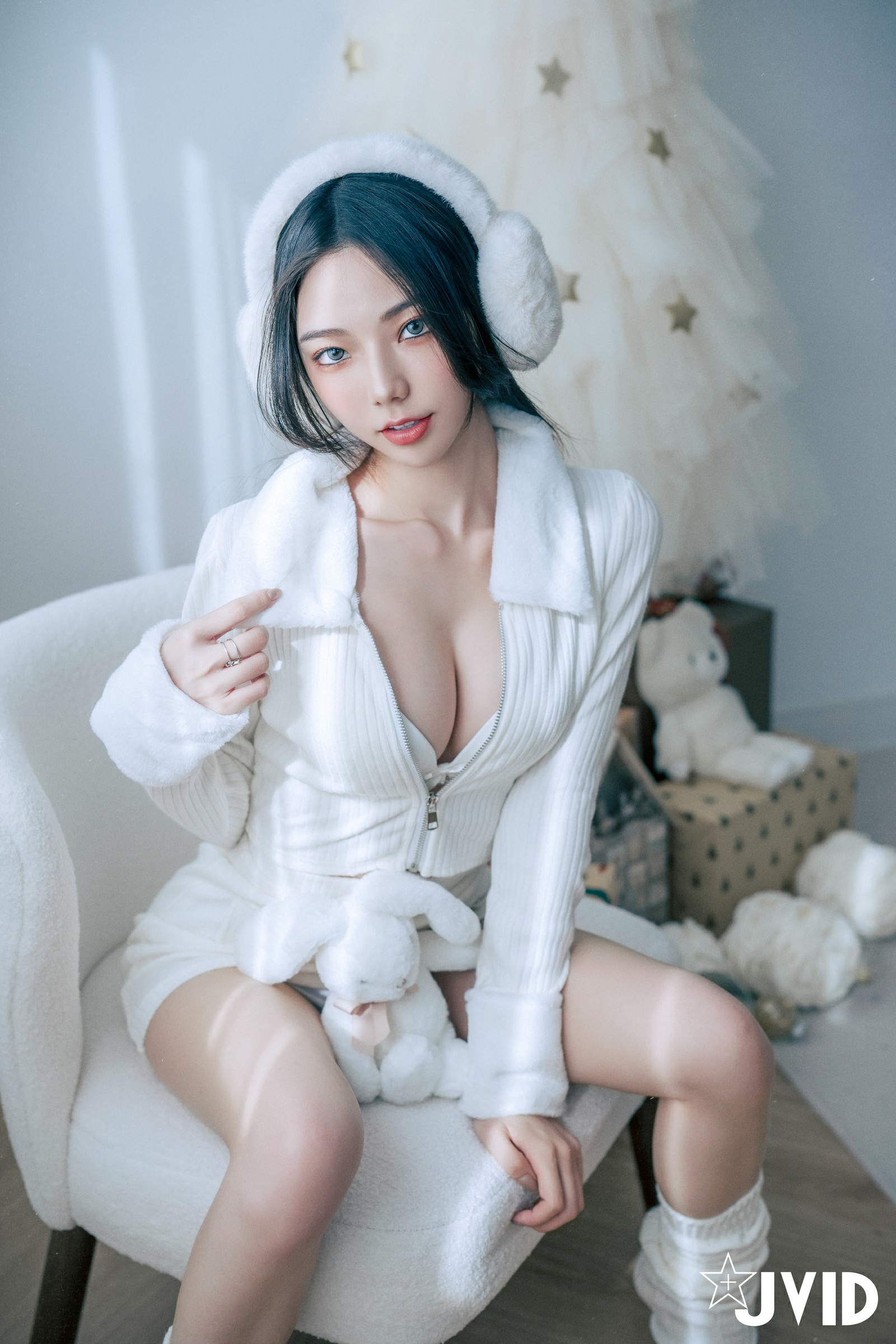 JVID NO.1059 啾啾 純白性感 [194P2V 417MB]_第7集