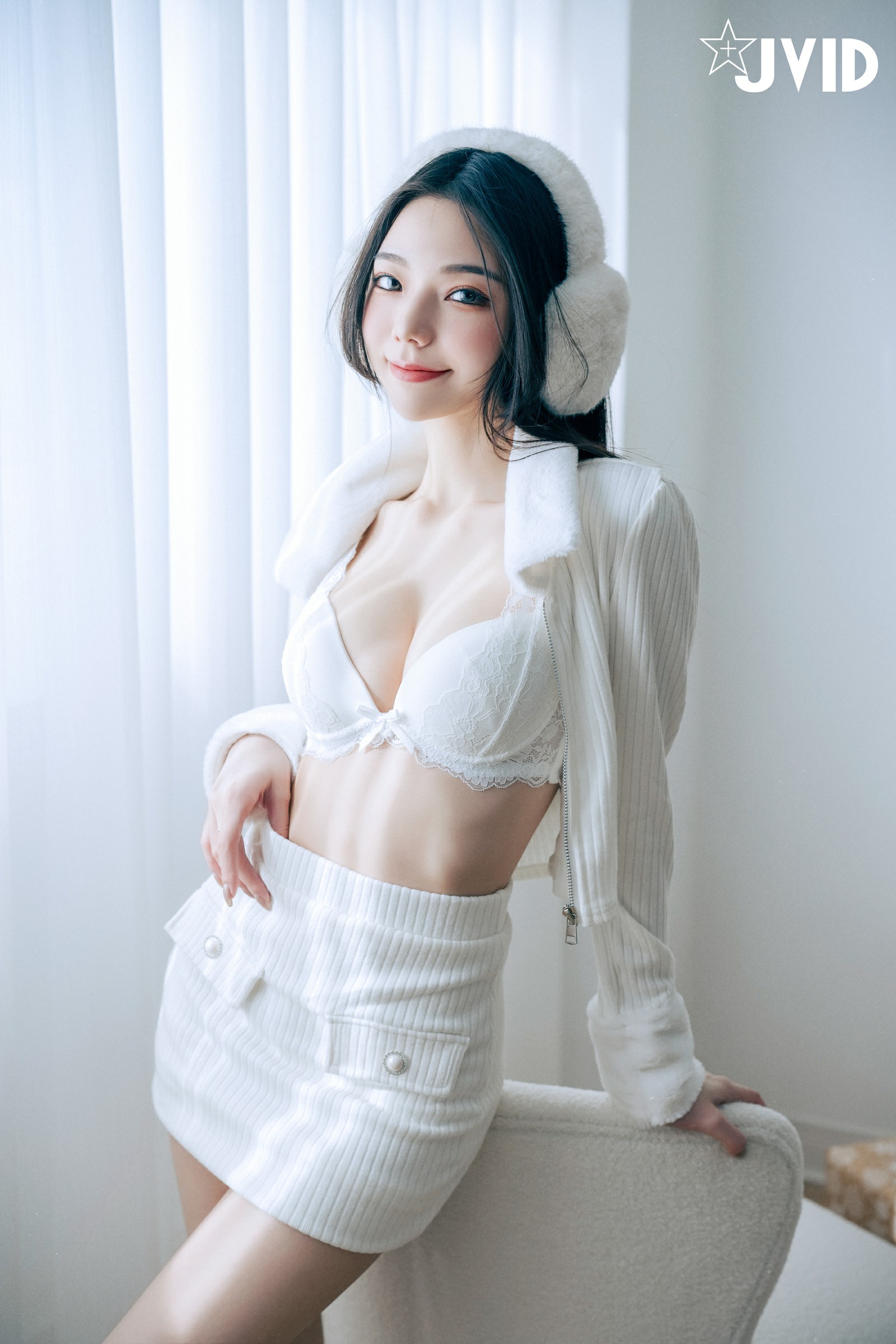 JVID NO.1059 啾啾 純白性感 [194P2V 417MB]_第1集