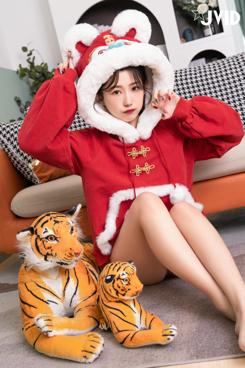JVID NO.1082 肉包Mini 新春 [103P1V 494MB]_第2集