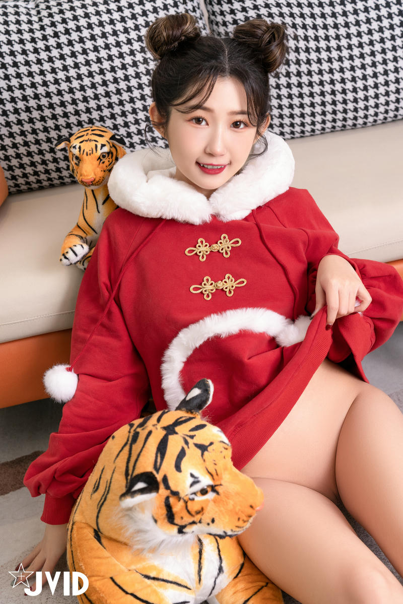 JVID NO.1082 肉包Mini 新春 [103P1V 494MB]_第3集