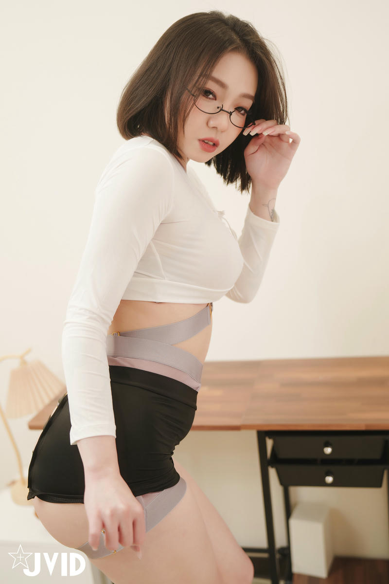 JVID NO.1086 雅捷 教育有甚麼問 [115P1V 513MB]_第6集