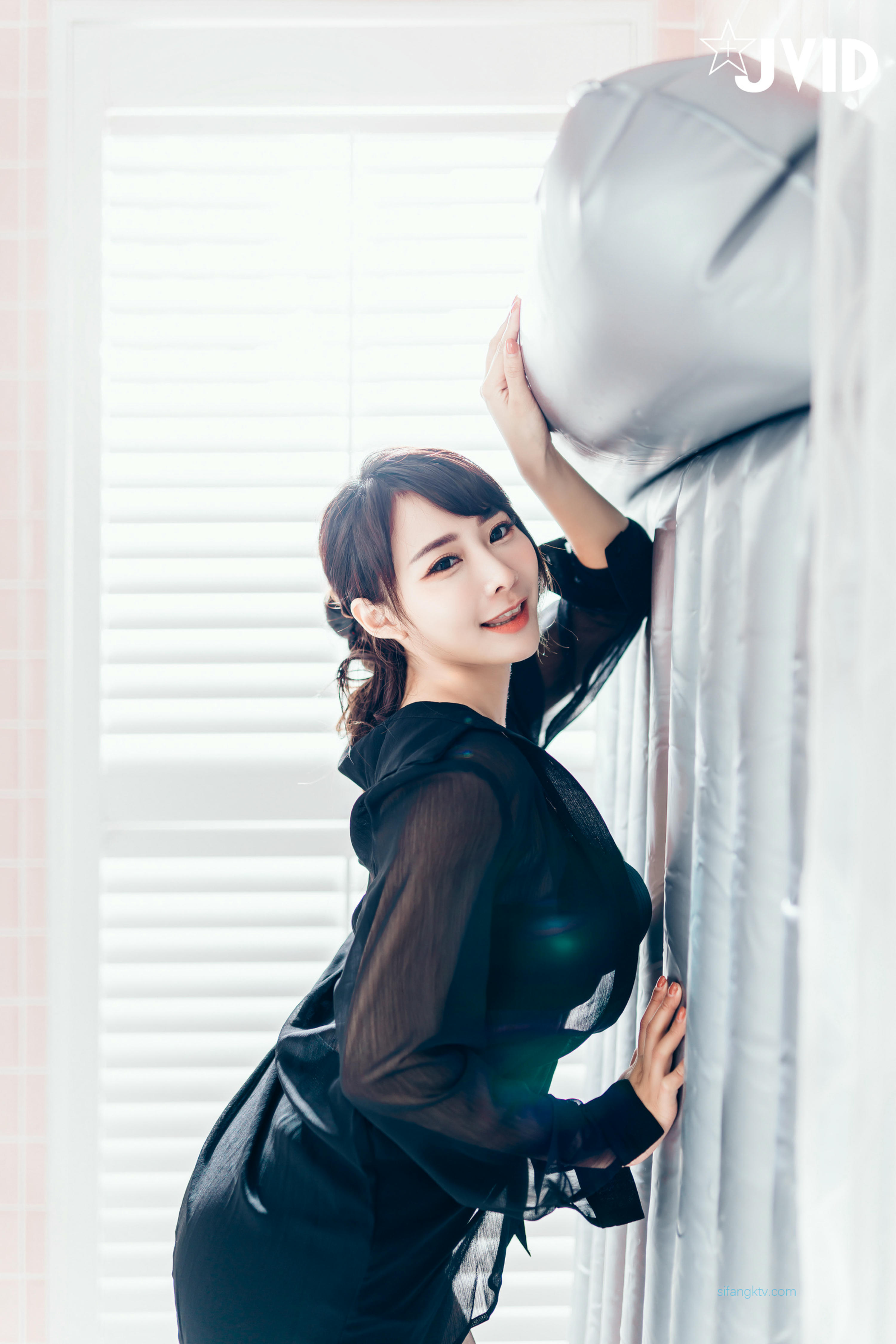 JVID NO.535 上司新人下属 无内黑丝终极奥义 乐乐x飘飘 [156P 1.46GB]_第2集