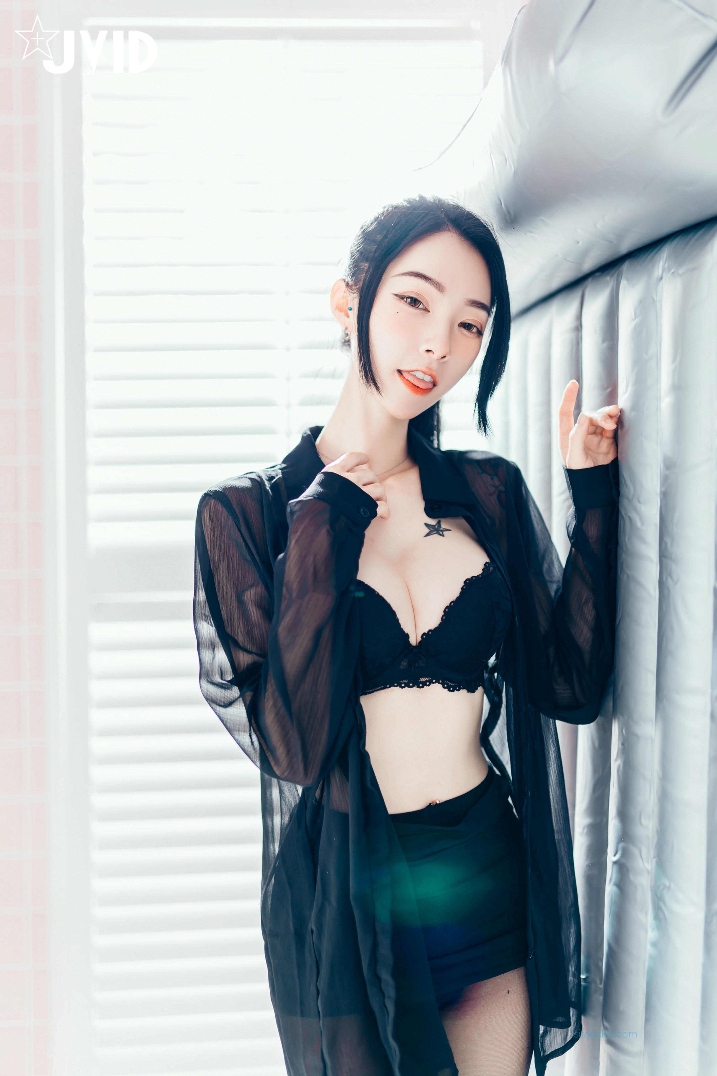 JVID NO.535 上司新人下属 无内黑丝终极奥义 乐乐x飘飘 [156P 1.46GB]_第2集