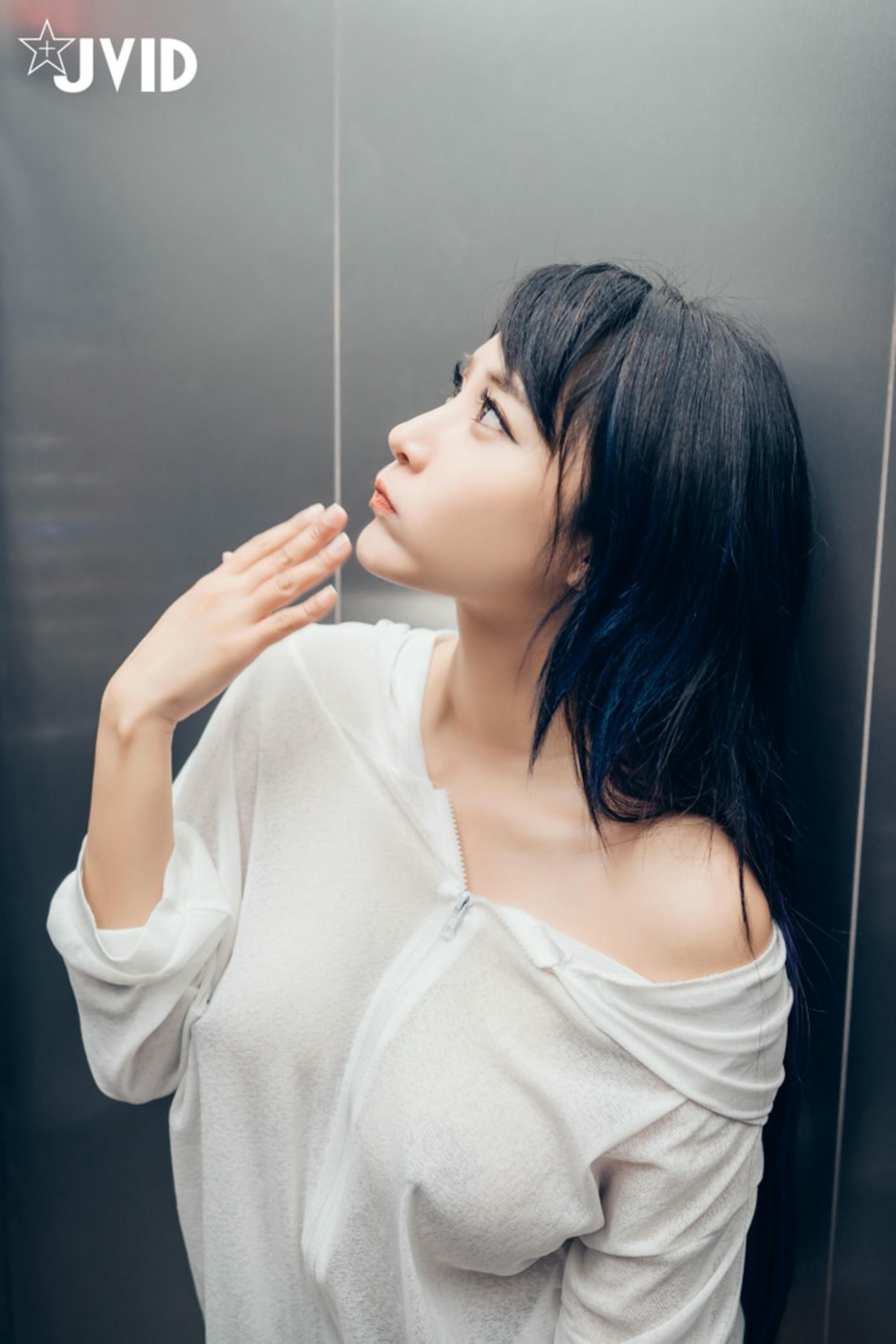 JVID NO.536 电梯紧急停止 绝顶高潮 乐乐 [133P 1V 1.41GB]_第2集