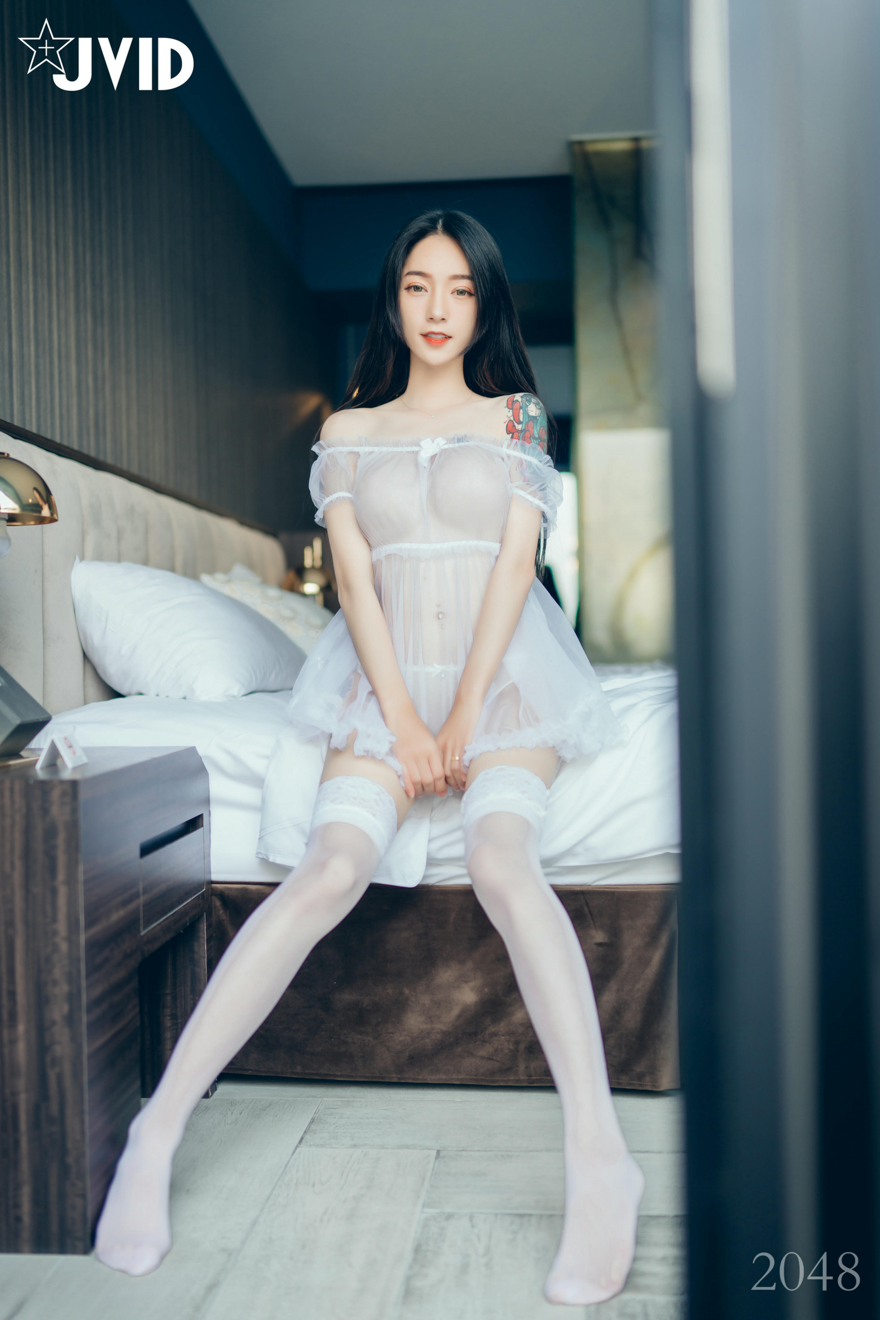 JVID NO.542 黑超猛激凸遮不住 白透透睡衣 - 飄飄 [120P 1V 1.2GB]_第1集
