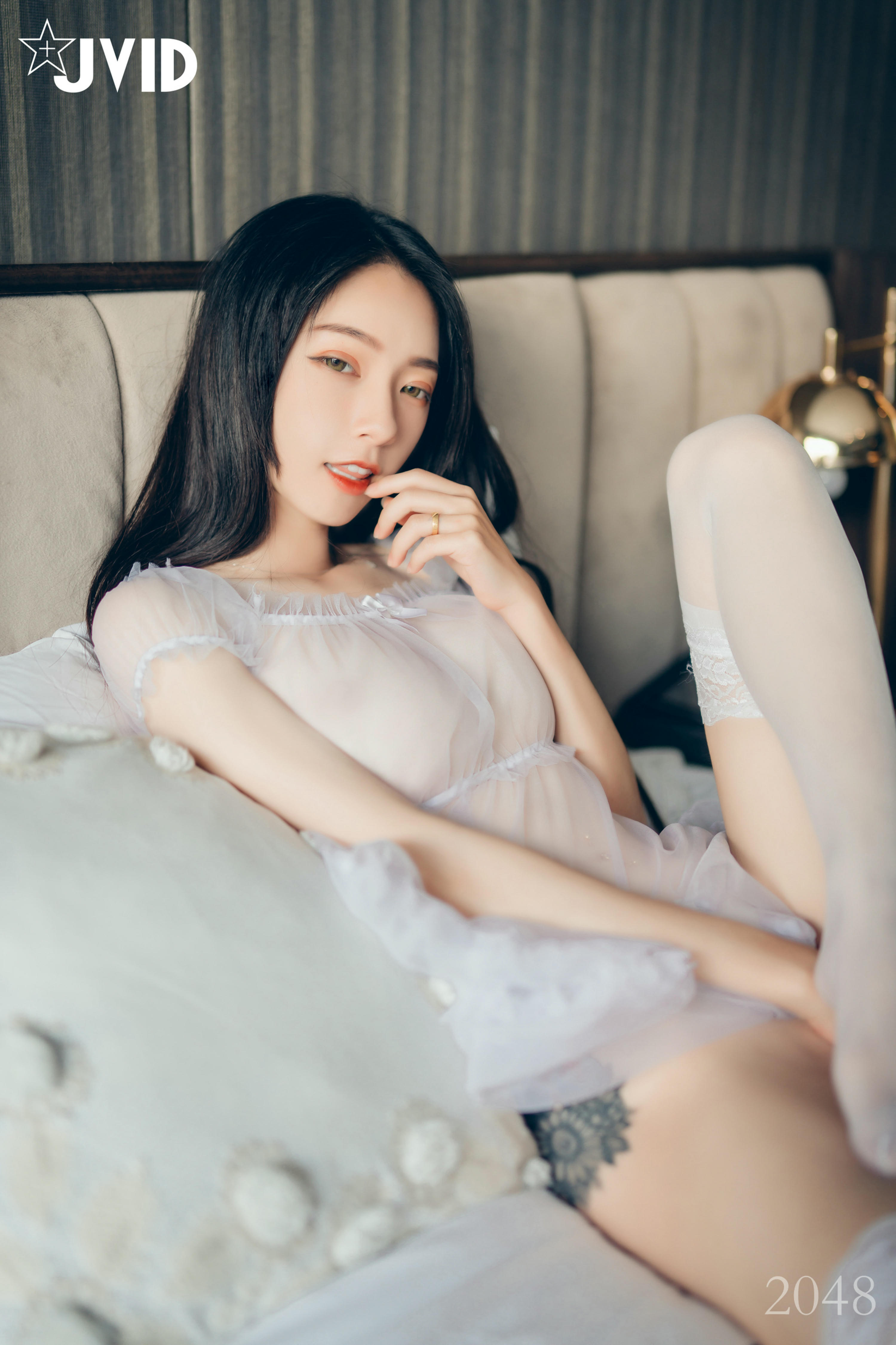 JVID NO.542 黑超猛激凸遮不住 白透透睡衣 - 飄飄 [120P 1V 1.2GB]_第2集