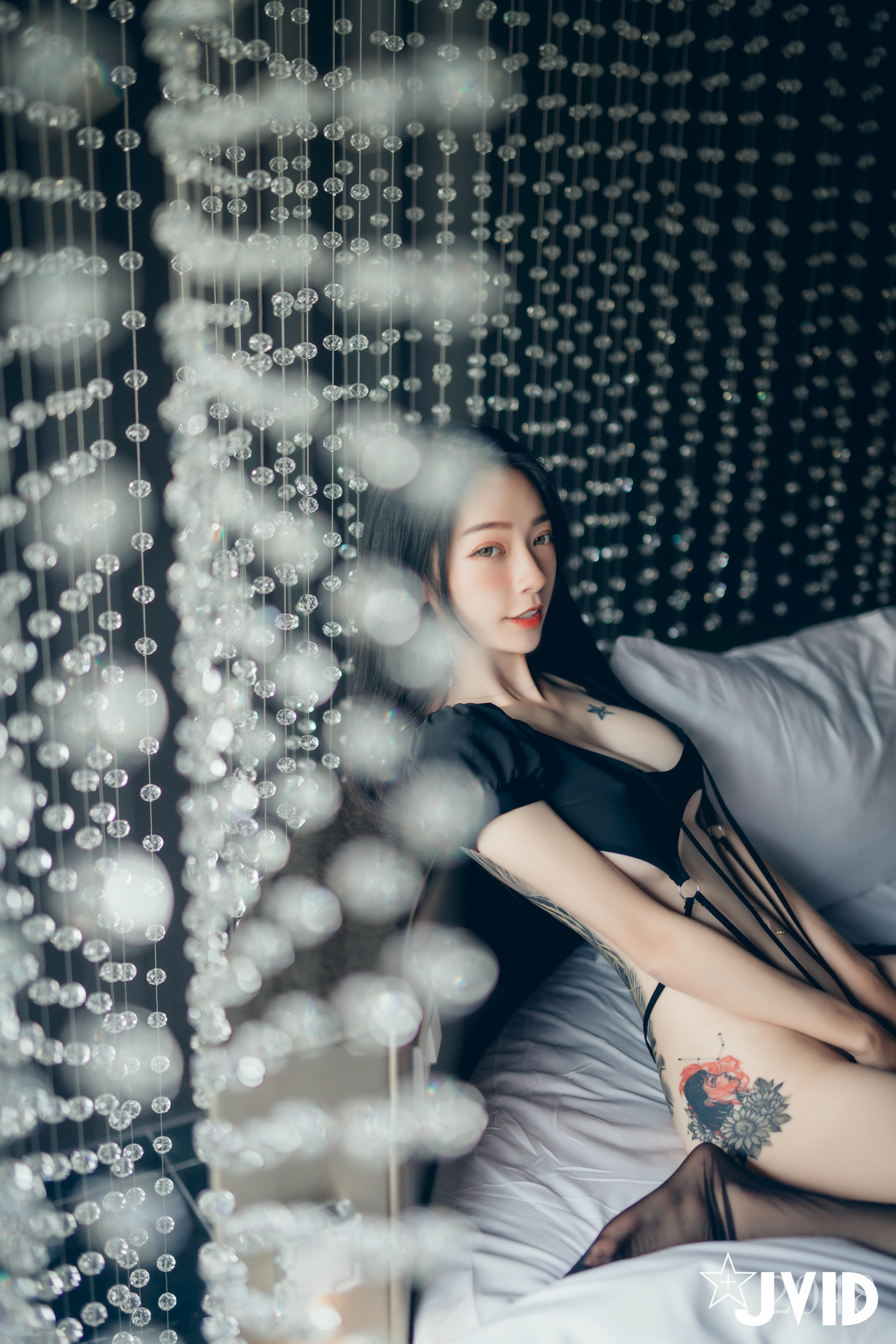 JVID NO.542 黑超猛激凸遮不住 白透透睡衣 - 飄飄 [120P 1V 1.2GB]_第4集