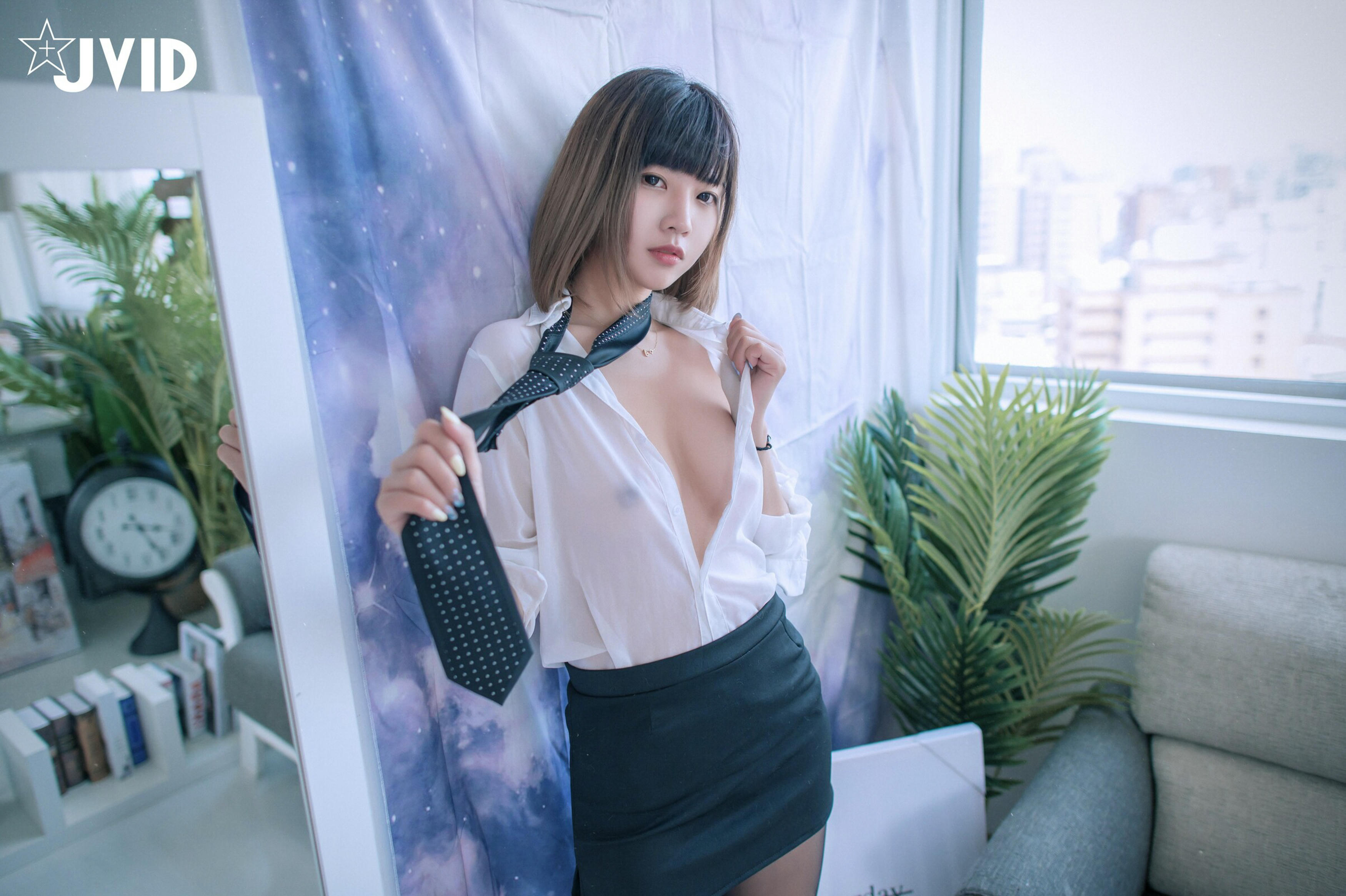 JVID NO.559 面試遇到變態公司 - 果寶寶 [150P 3V 1.75GB]_第2集