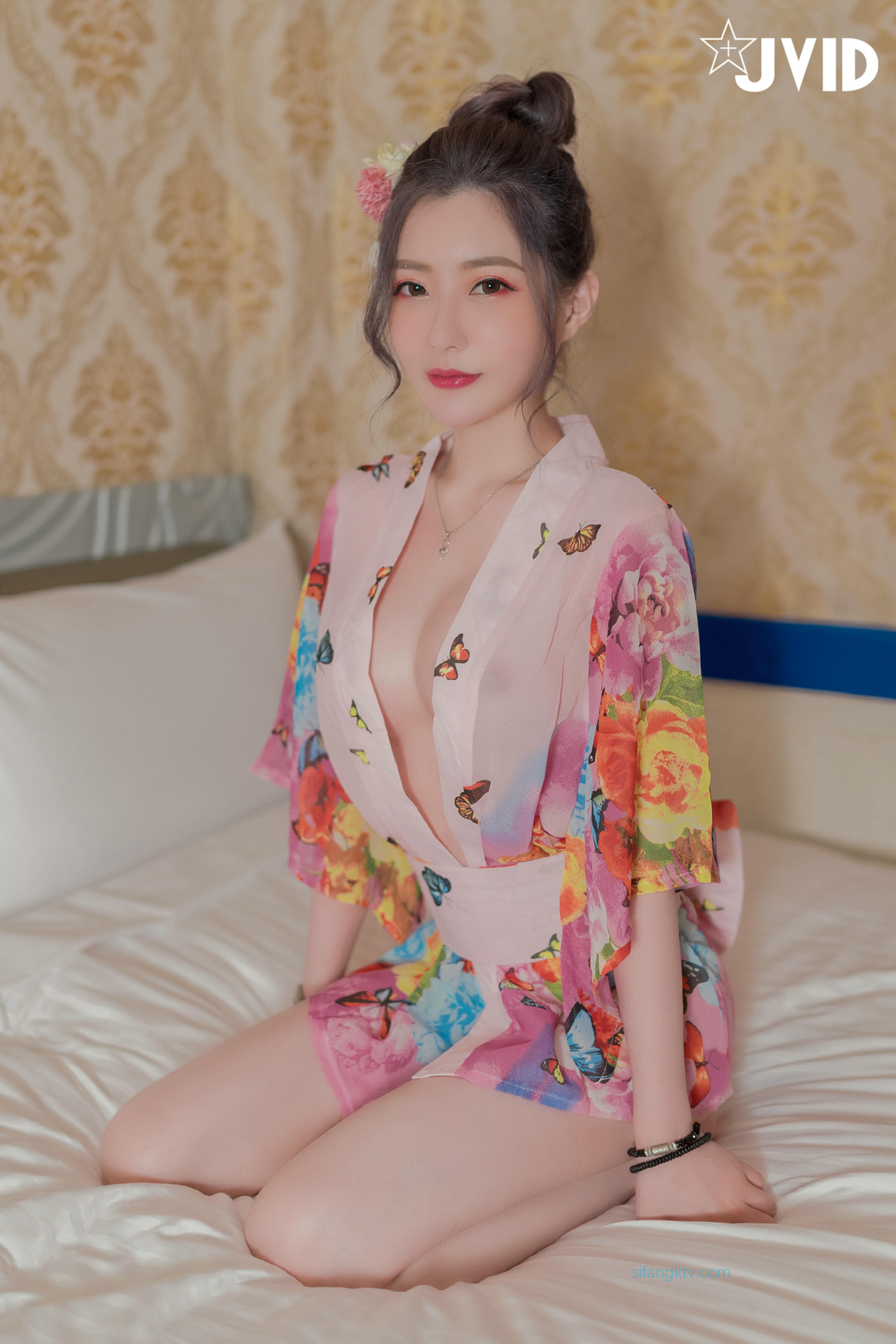 JVID NO.573 日系风情旅馆美人的邂逅 璃奈酱 [109P 1.05GB]_第1集