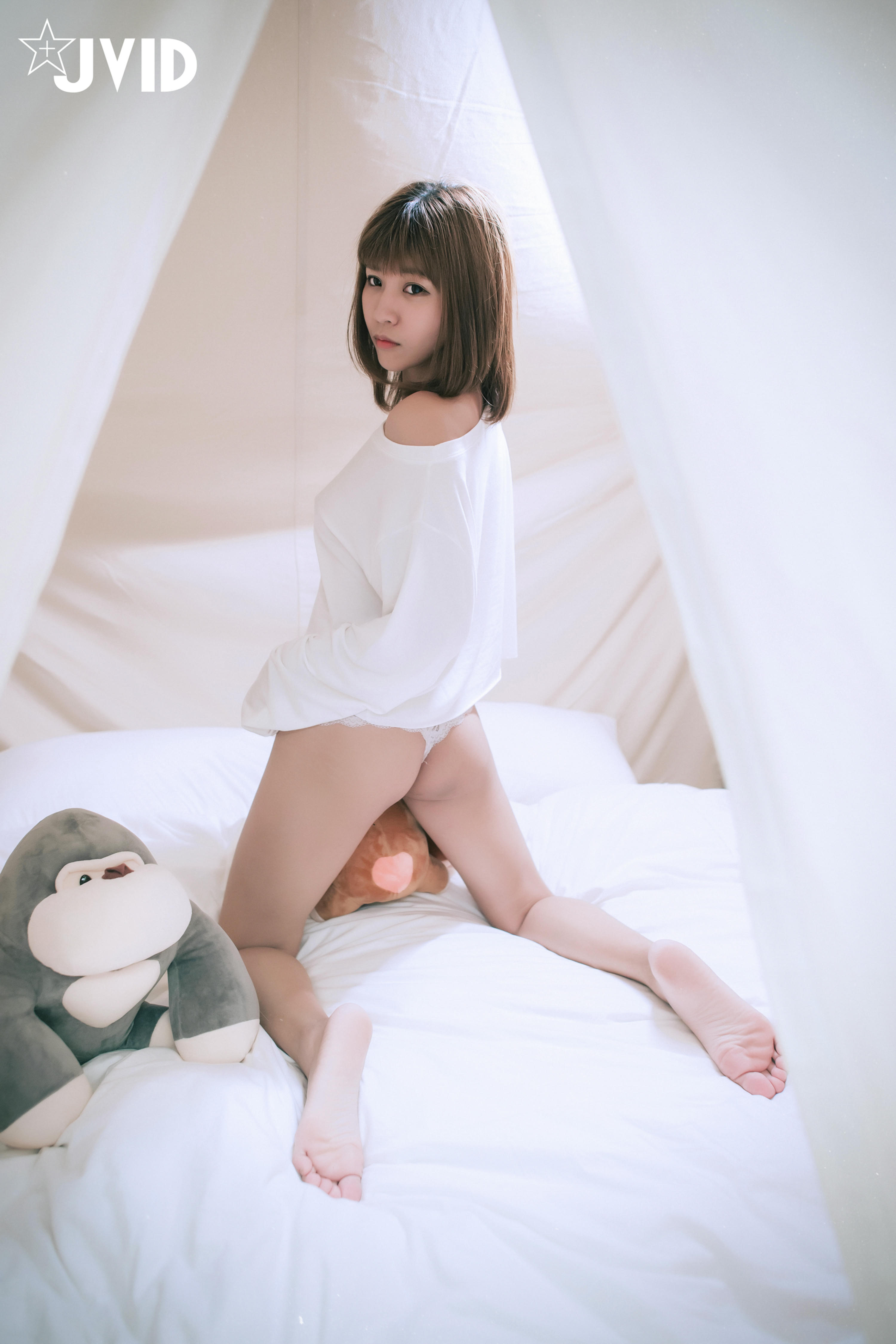 JVID NO.591 野外求生訓練營－帳篷裡的春天 果寶寶 [127P 1GB]_第1集