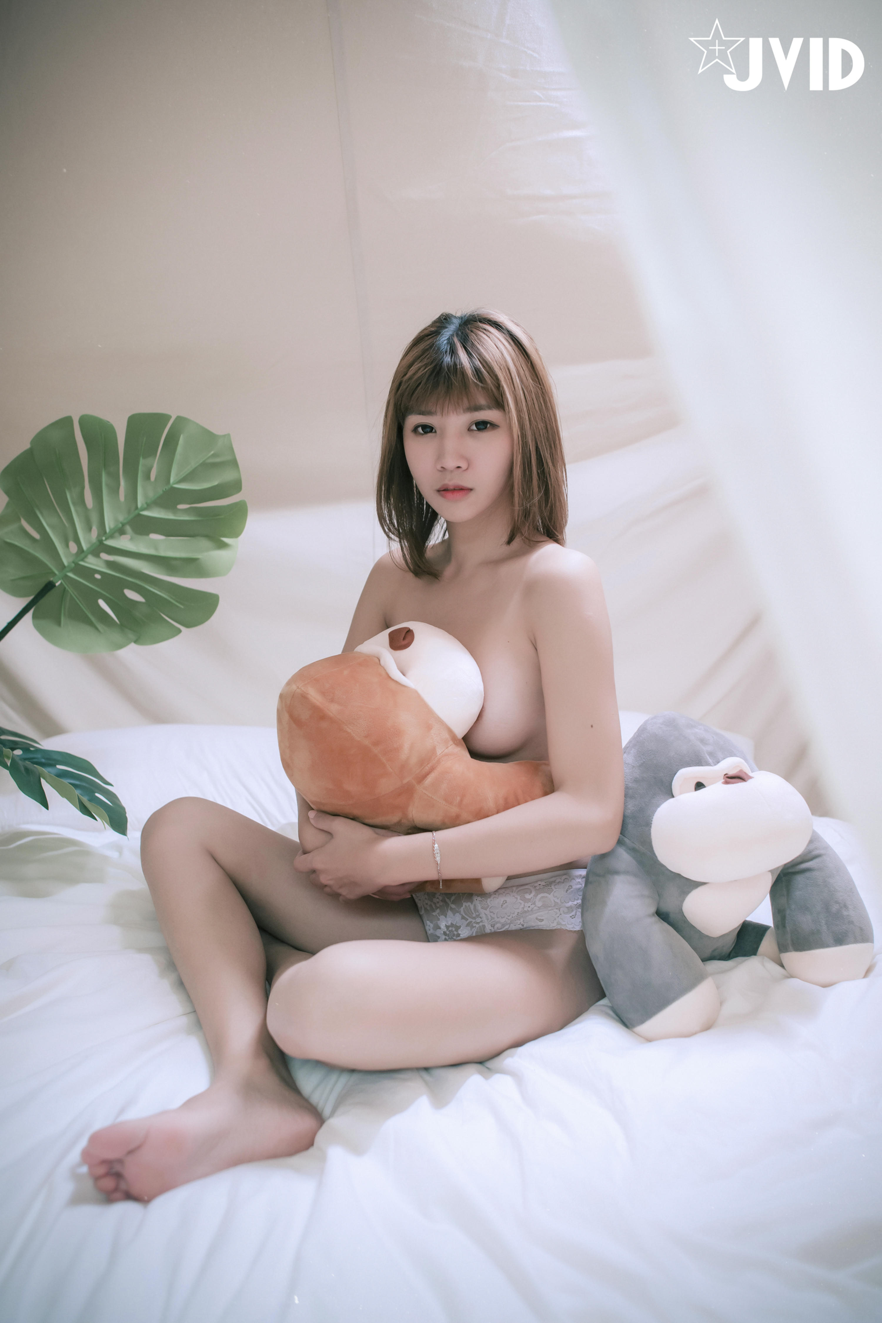 JVID NO.591 野外求生訓練營－帳篷裡的春天 果寶寶 [127P 1GB]_第3集