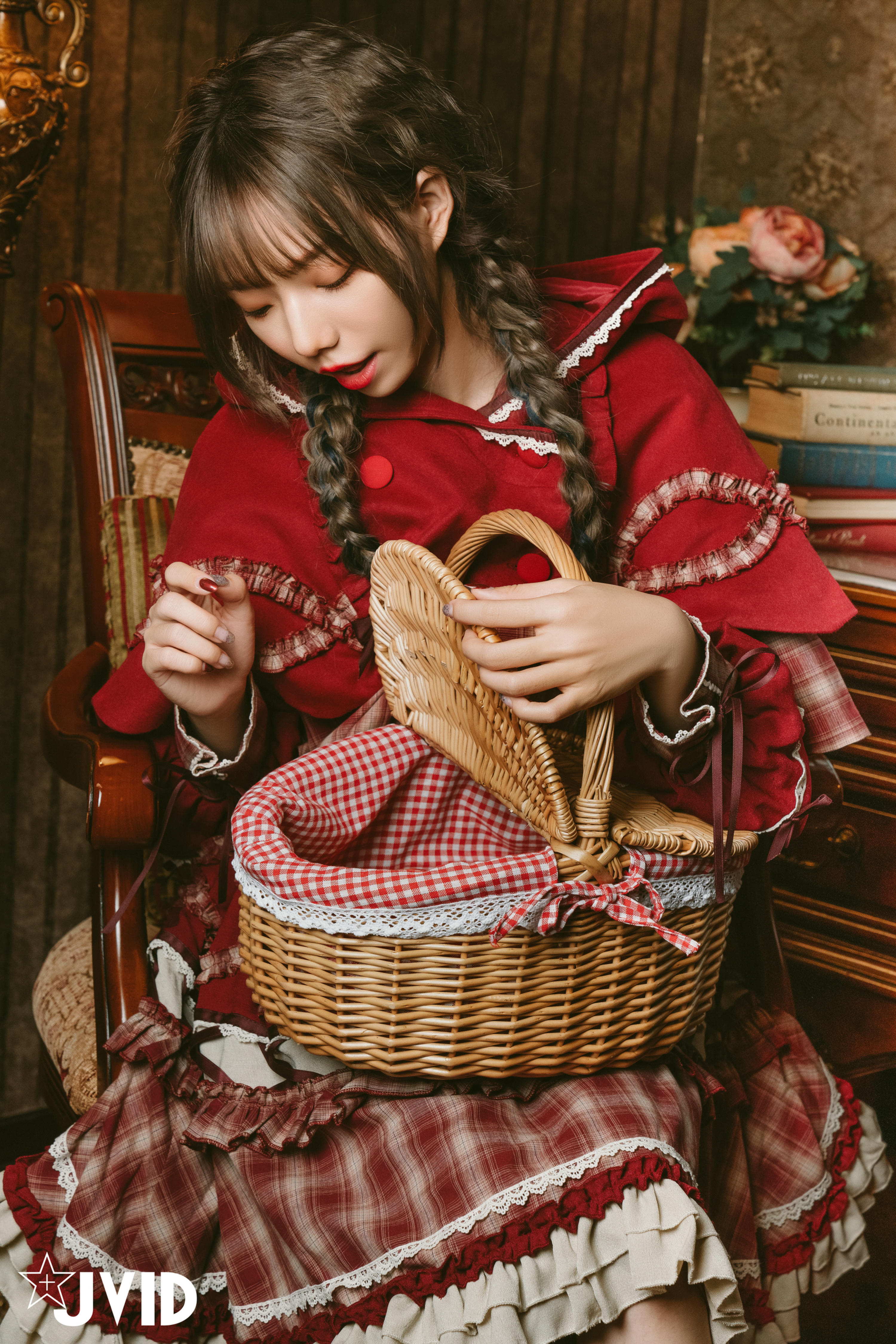 JVID NO.604《啾啾の奇妙な冒険》小紅帽啾啾小公主 [121P 1.7GB]_第6集