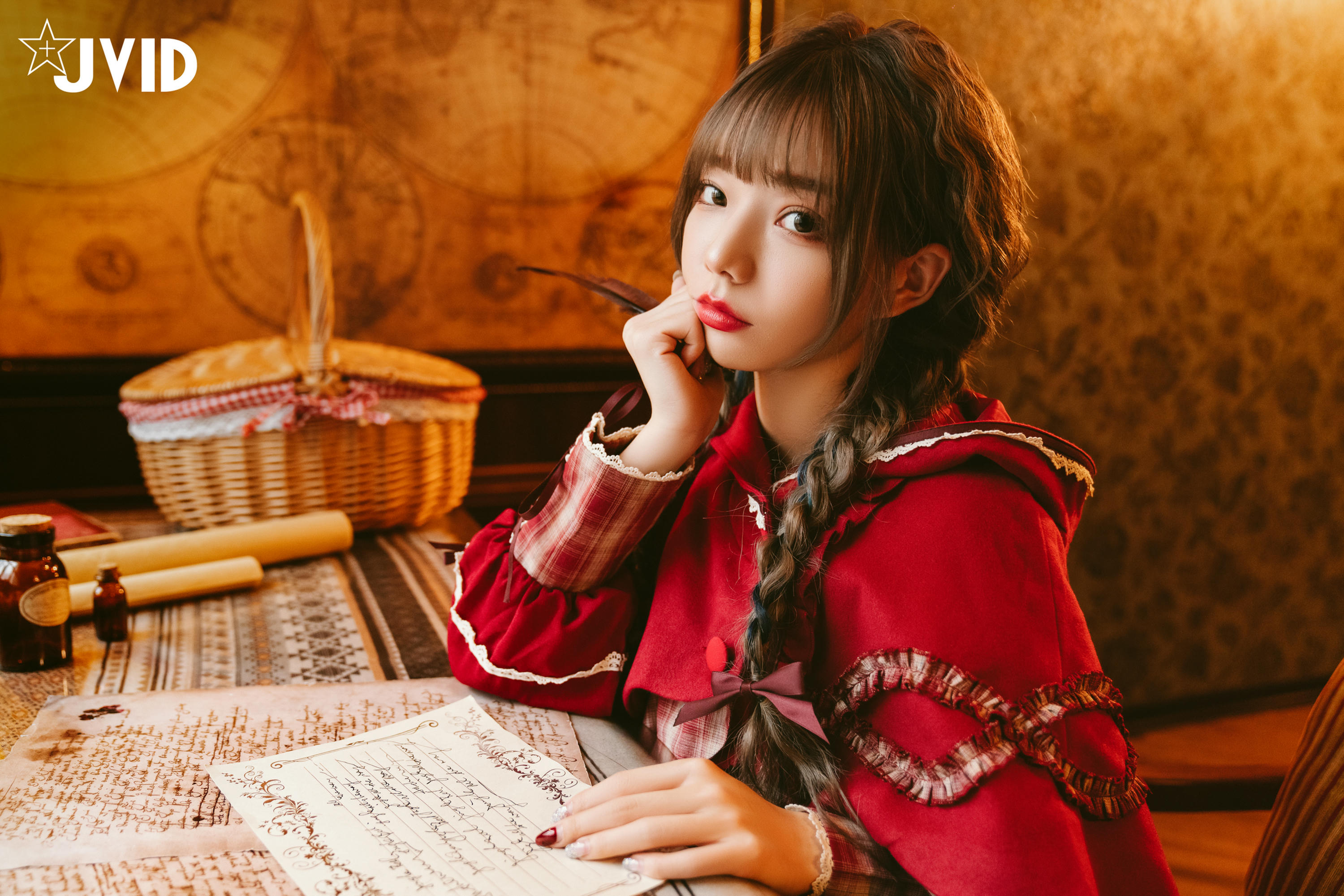 JVID NO.604《啾啾の奇妙な冒険》小紅帽啾啾小公主 [121P 1.7GB]_第1集