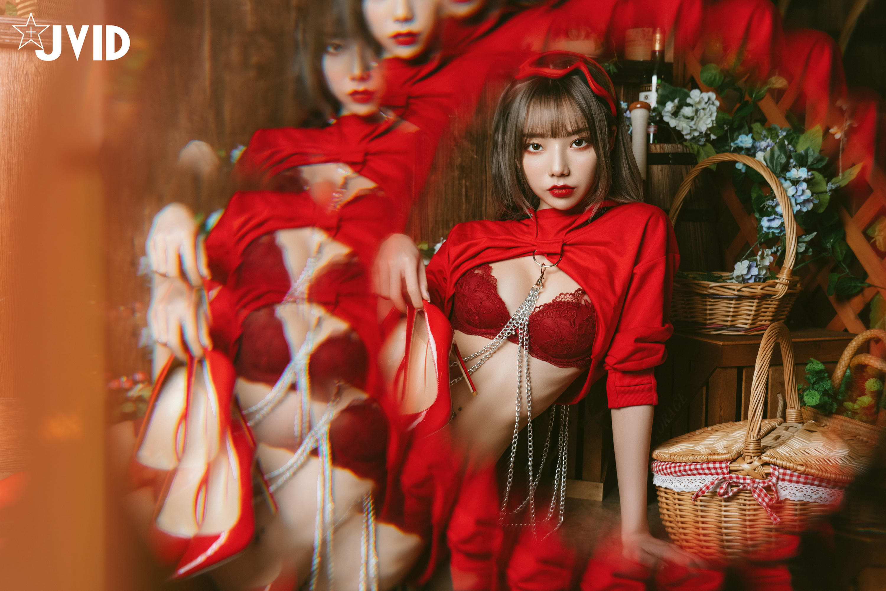 JVID NO.604《啾啾の奇妙な冒険》小紅帽啾啾小公主 [121P 1.7GB]_第2集