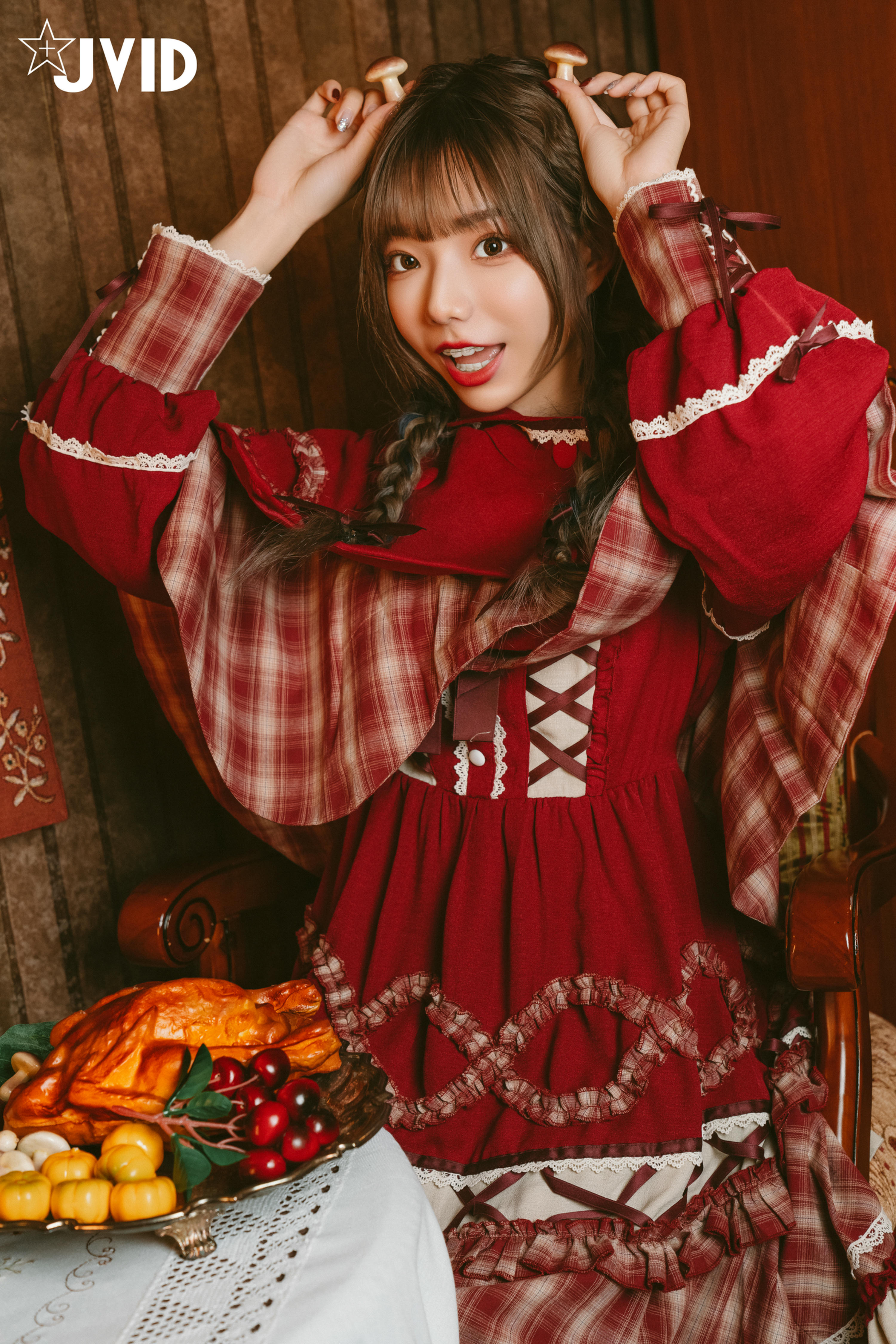 JVID NO.604《啾啾の奇妙な冒険》小紅帽啾啾小公主 [121P 1.7GB]_第2集