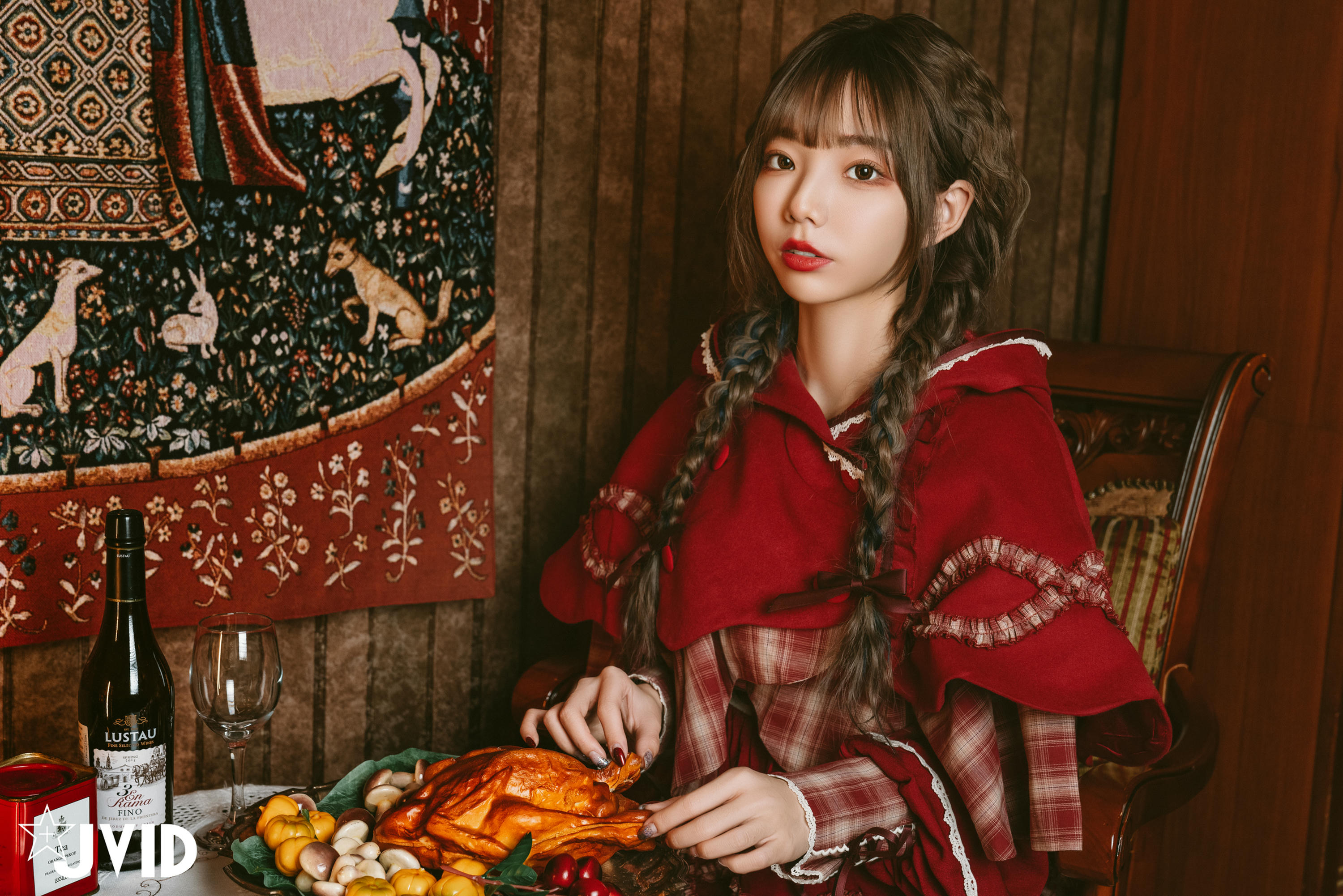 JVID NO.604《啾啾の奇妙な冒険》小紅帽啾啾小公主 [121P 1.7GB]_第1集