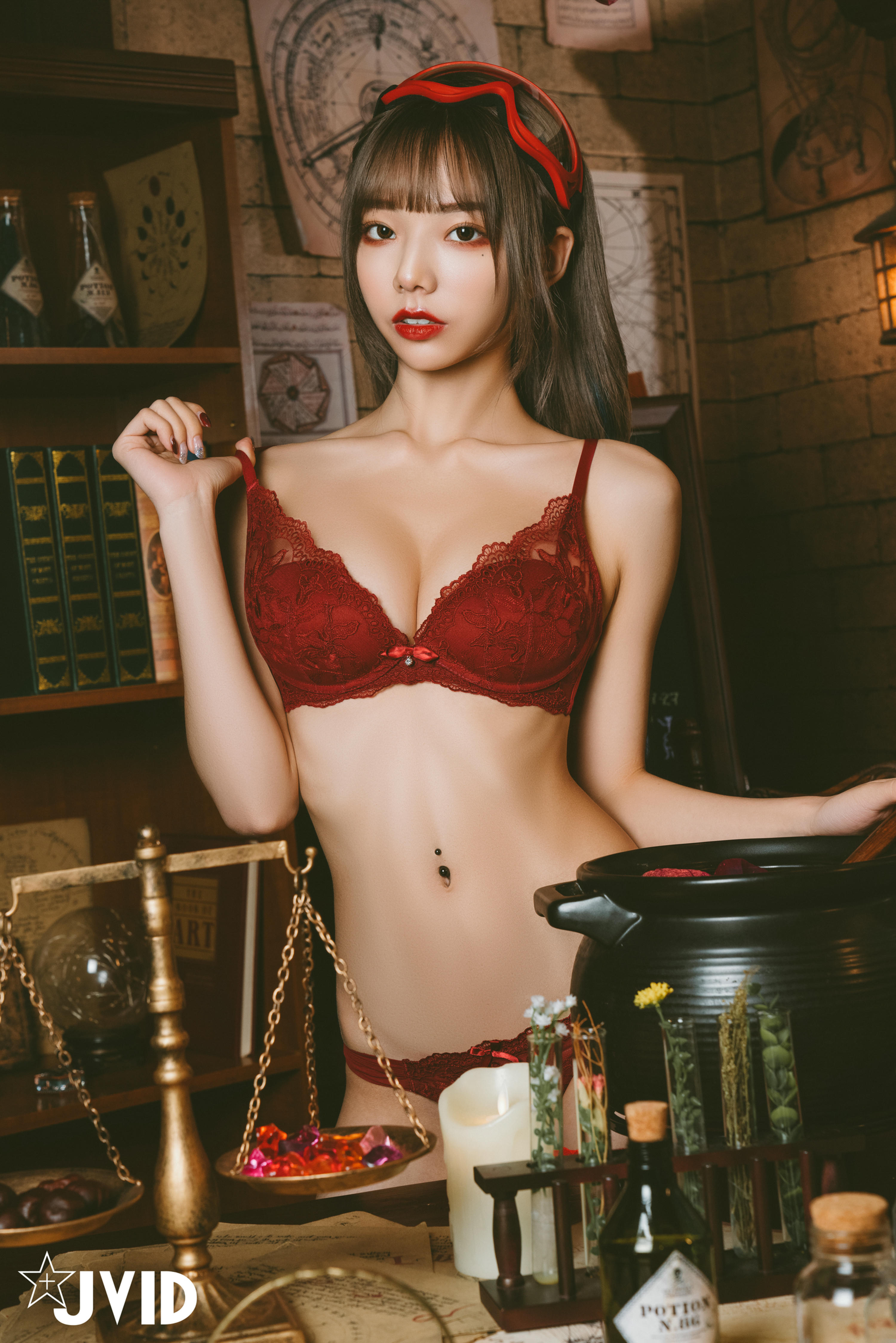 JVID NO.604《啾啾の奇妙な冒険》小紅帽啾啾小公主 [121P 1.7GB]_第4集
