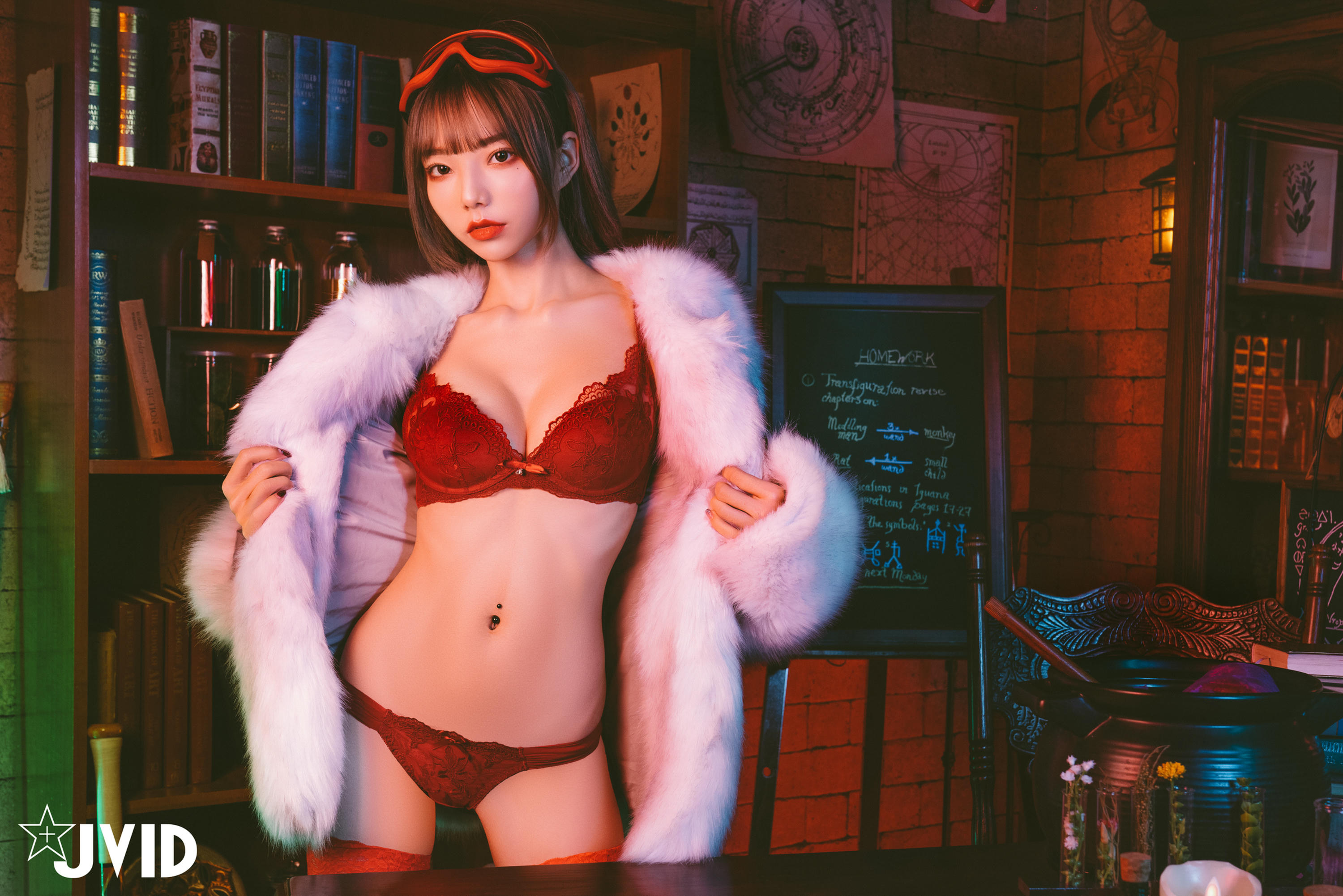 JVID NO.604《啾啾の奇妙な冒険》小紅帽啾啾小公主 [121P 1.7GB]_第5集