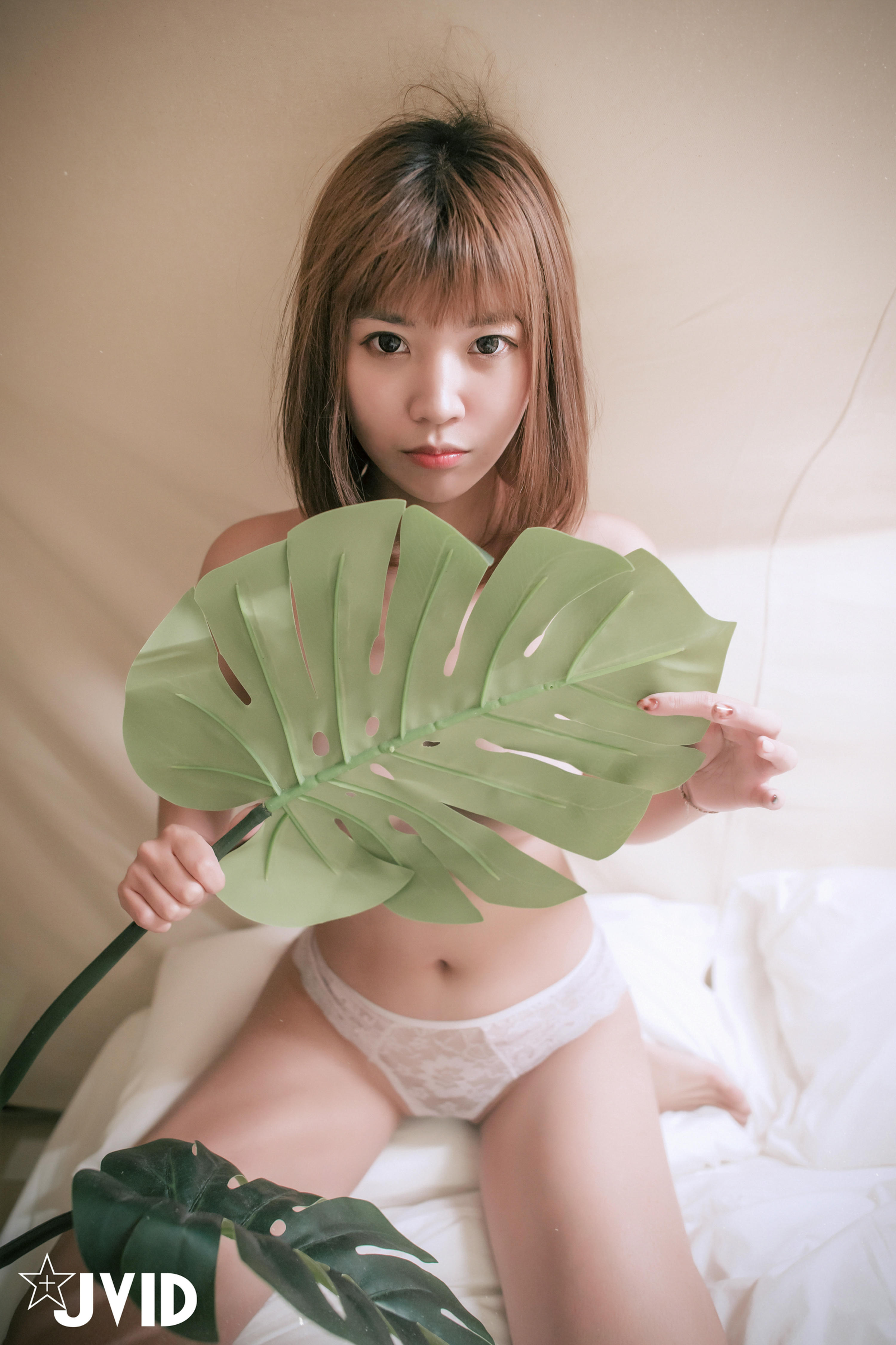 JVID NO.606 野外求生訓練營－帳篷裡的春天 果寶寶 [118P 560MB]_第3集