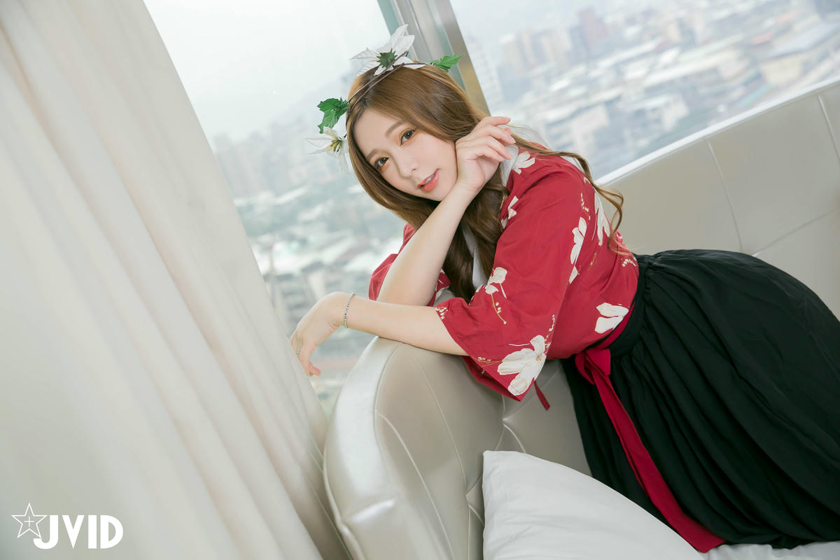 JVID NO.613 天宫赐福[132P1V 658MB]_第1集
