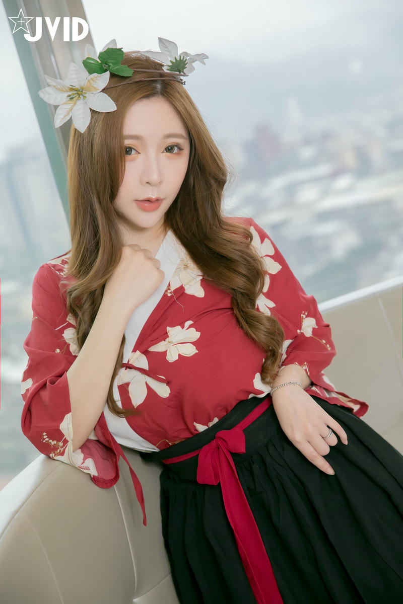 JVID NO.613 天宫赐福[132P1V 658MB]_第1集
