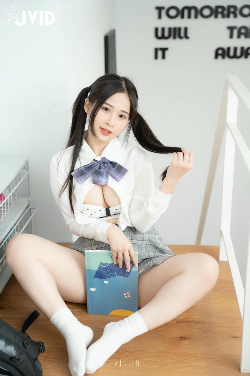 JVID NO.615 我喜欢学长 [81P1V 736MB]_第1集