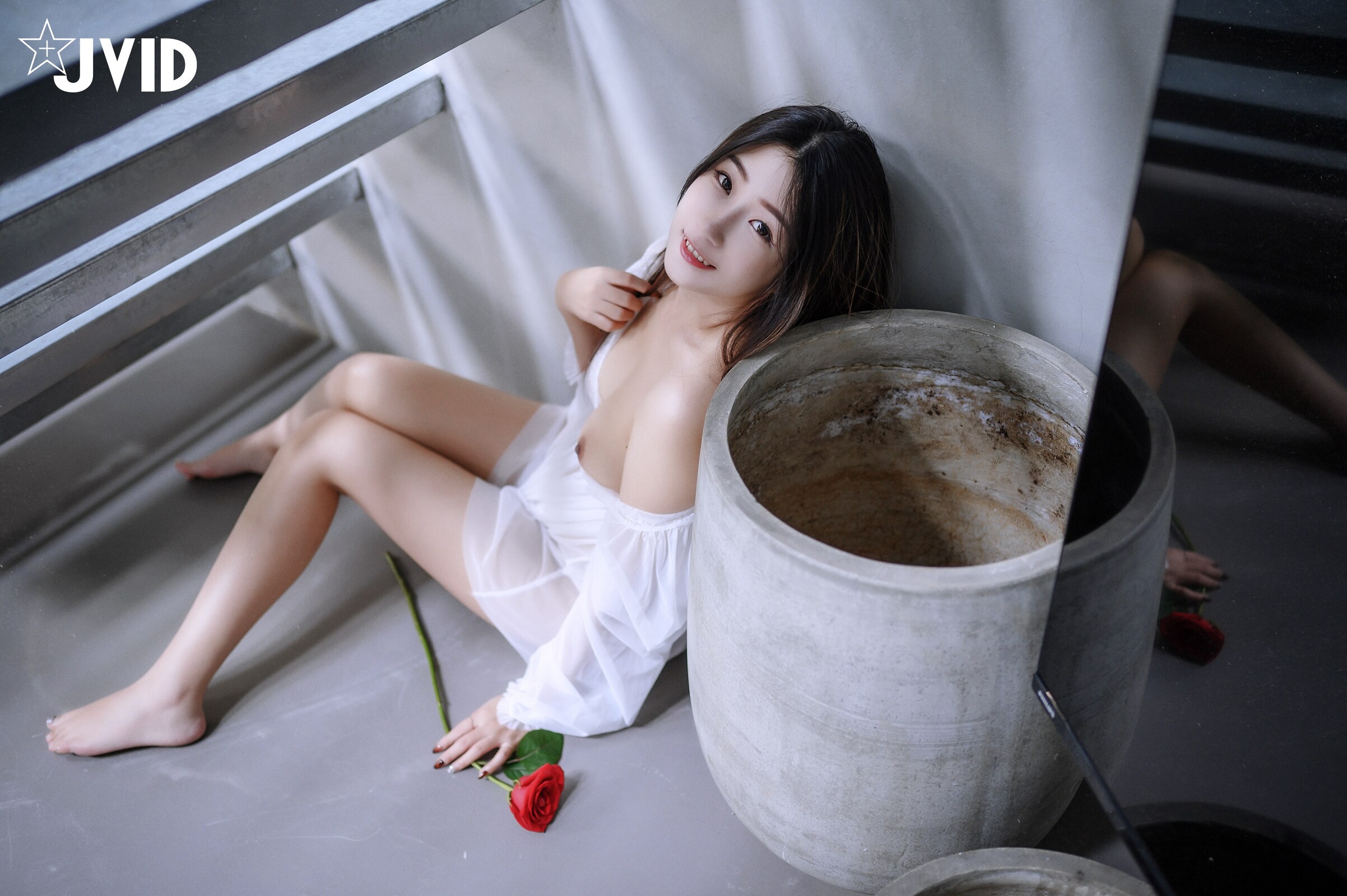 JVID NO.621 mini热爱 [214P1V 292MB]_第9集