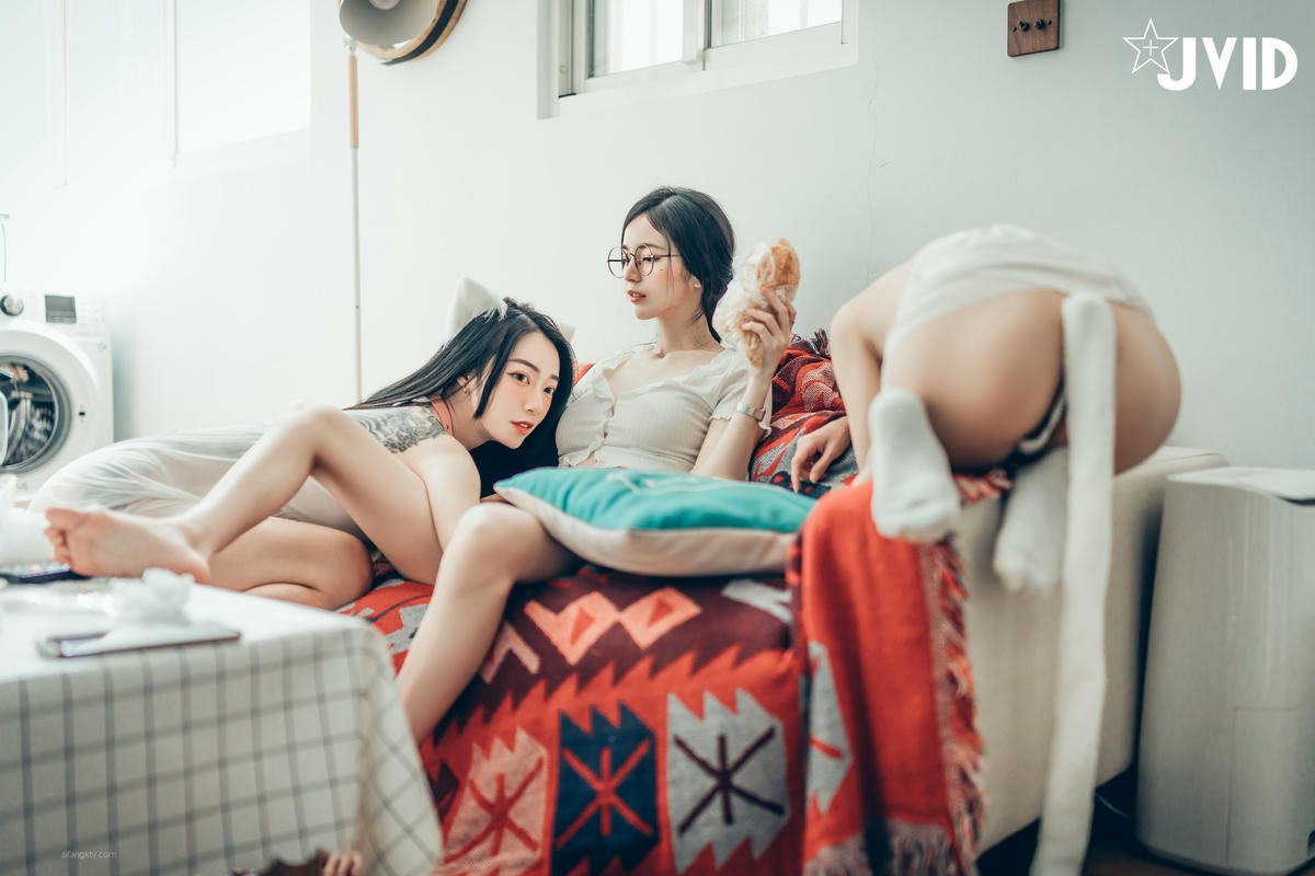 JVID NO.630 辰辰×飘飘×妍妍-她和她的两只猫咪 [146P1V 388MB]_第4集